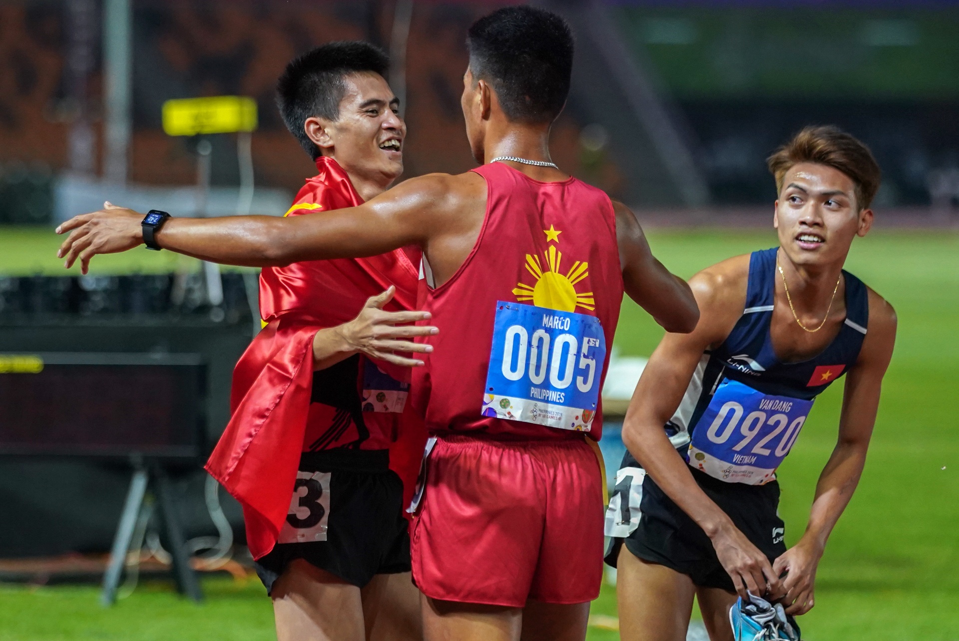 bi doi thu choi xau sea games 30 anh 10