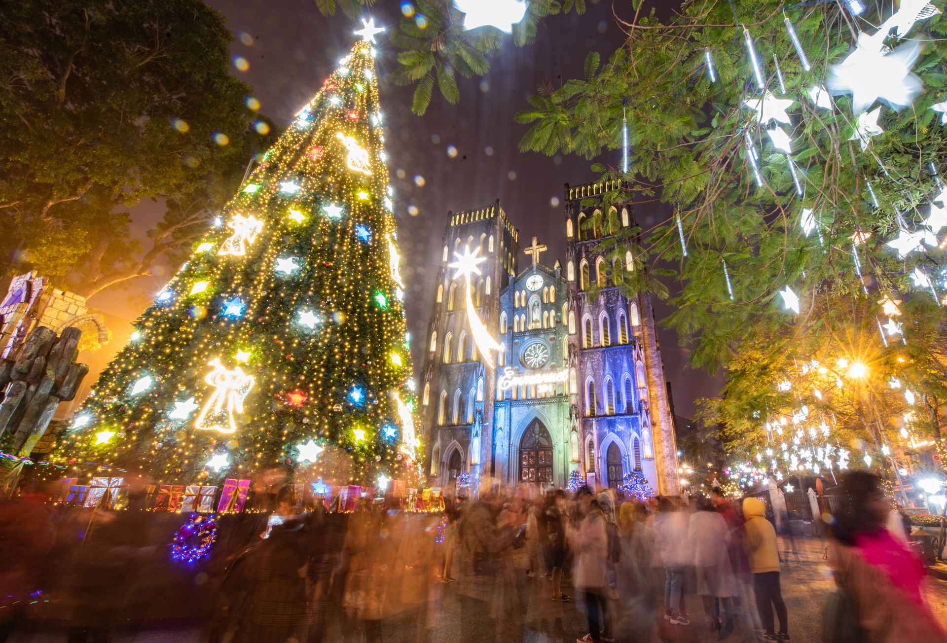 nha tho ha noi trang hoang dem noel anh 6