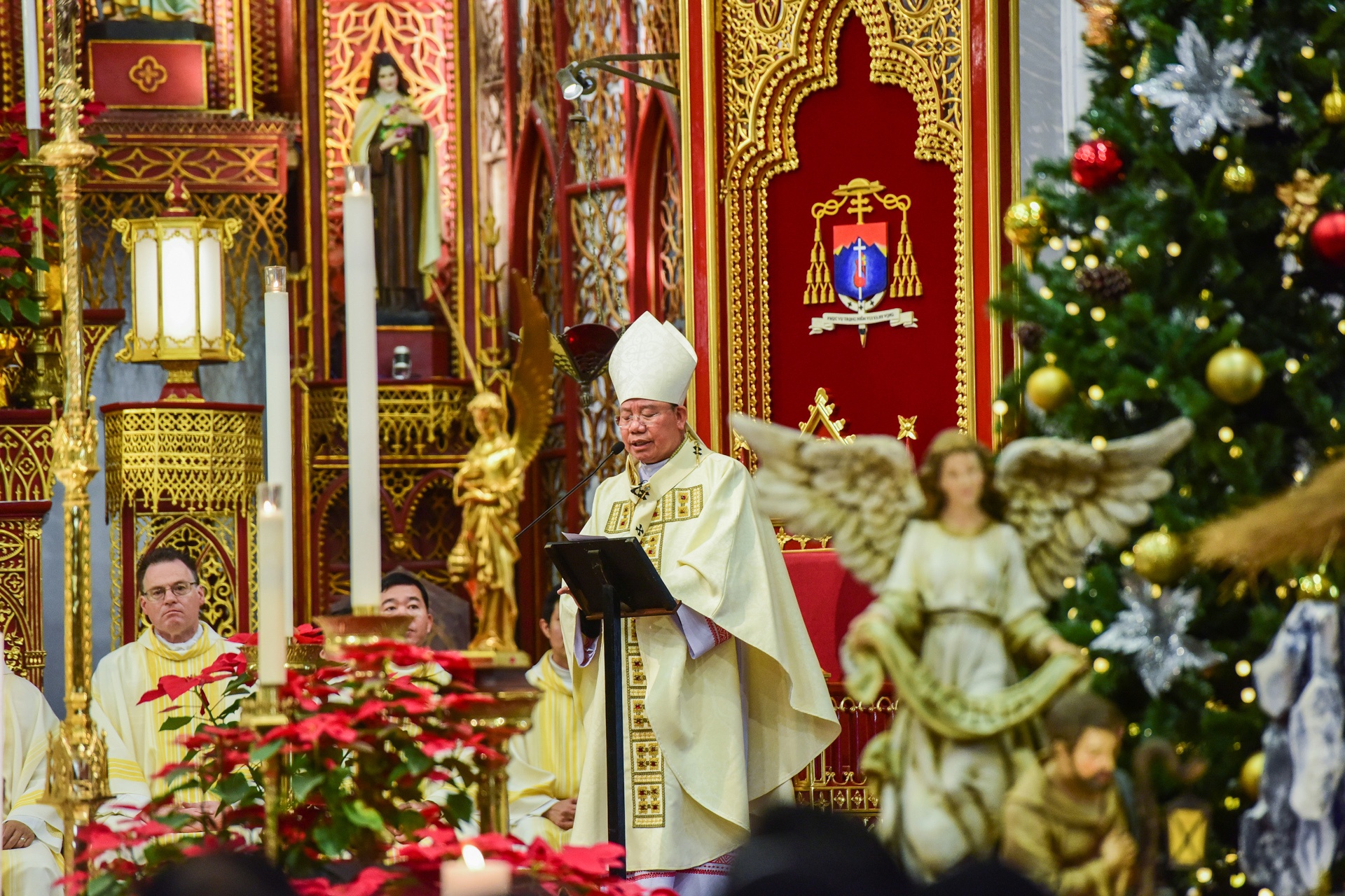 le giang sinh tai nha tho lon Ha Noi anh 6