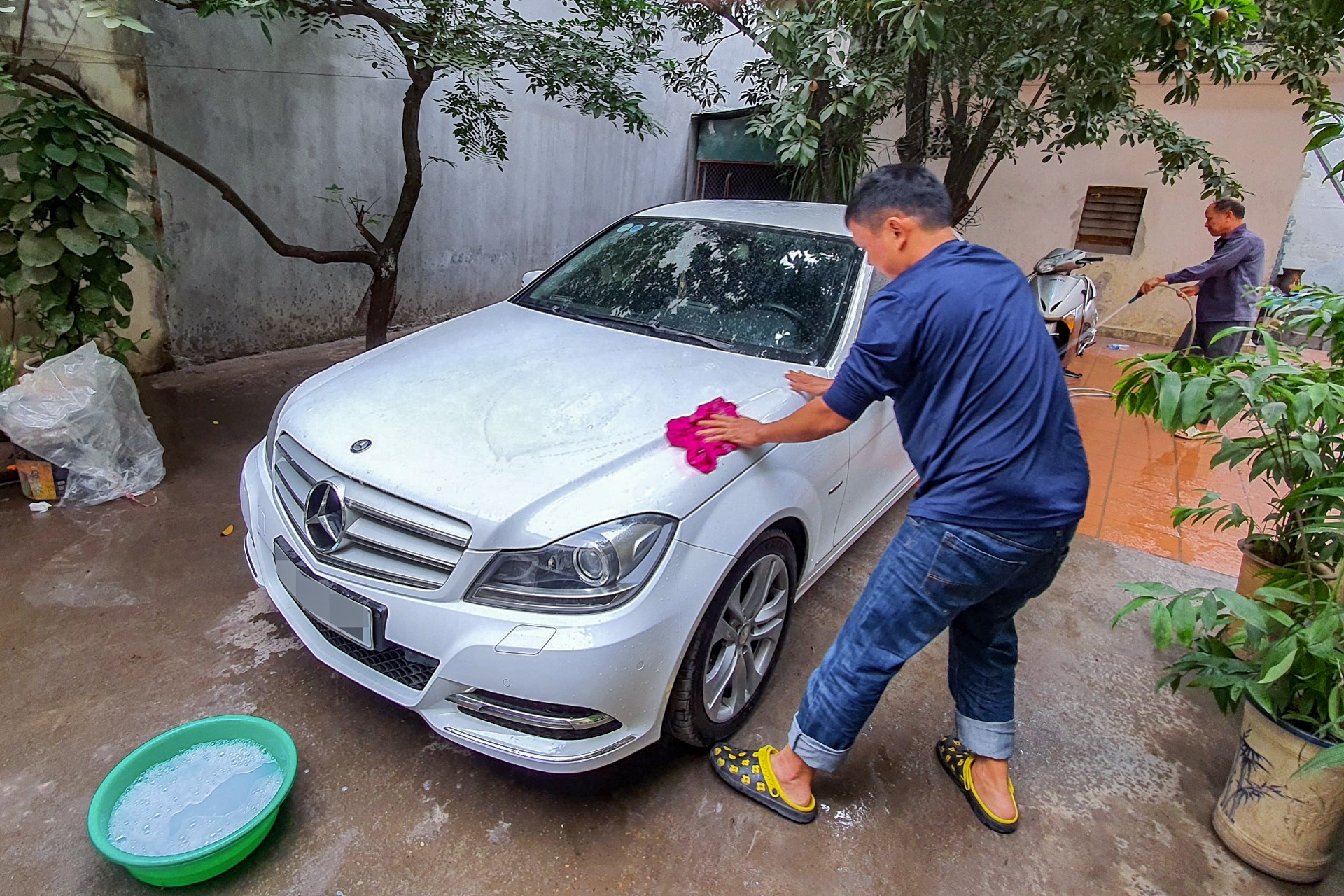 rua xe dip tet dat gap 5 lan ngay thuong anh 7