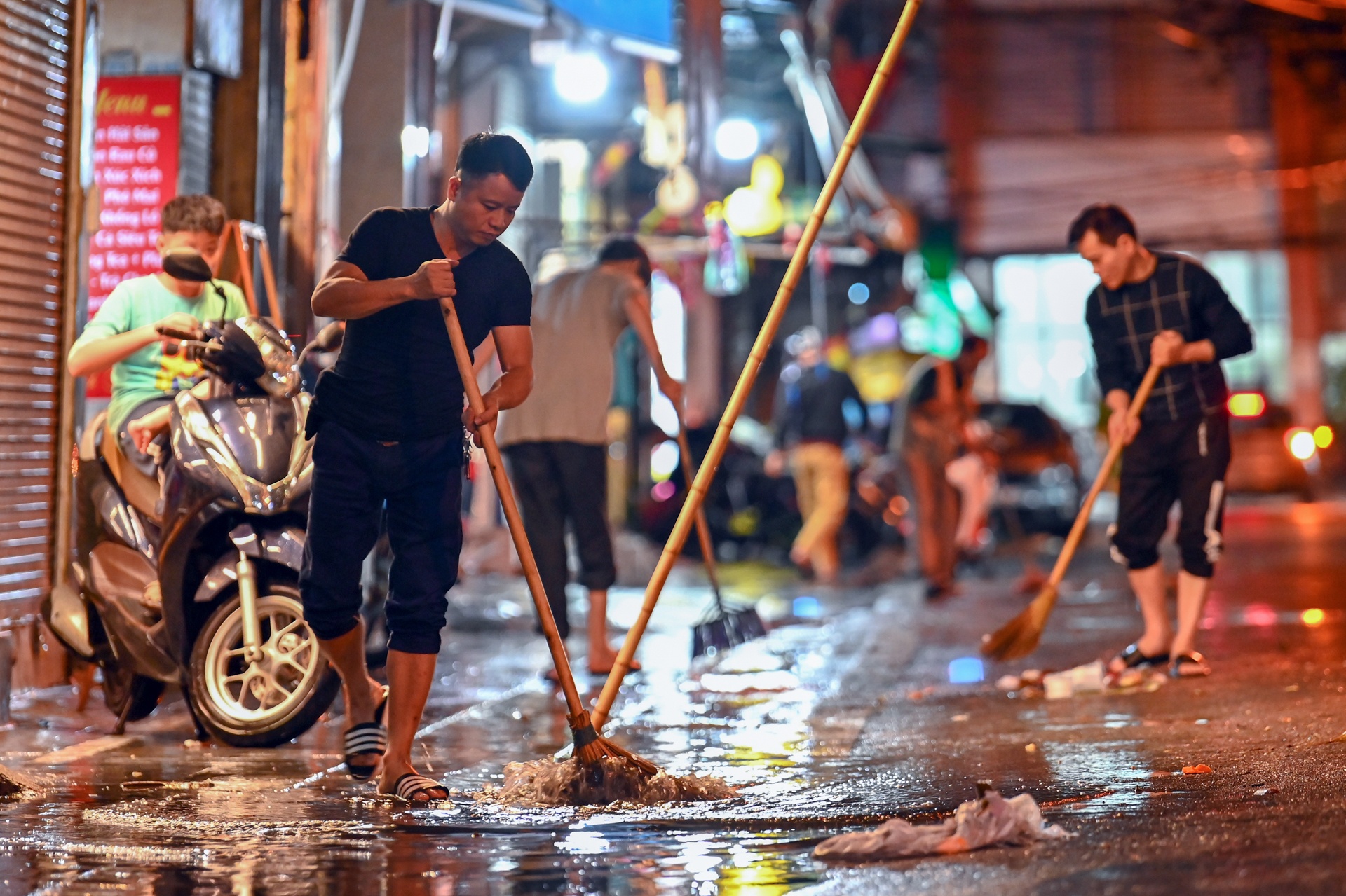 mua ngap pho dem giao thua anh 3