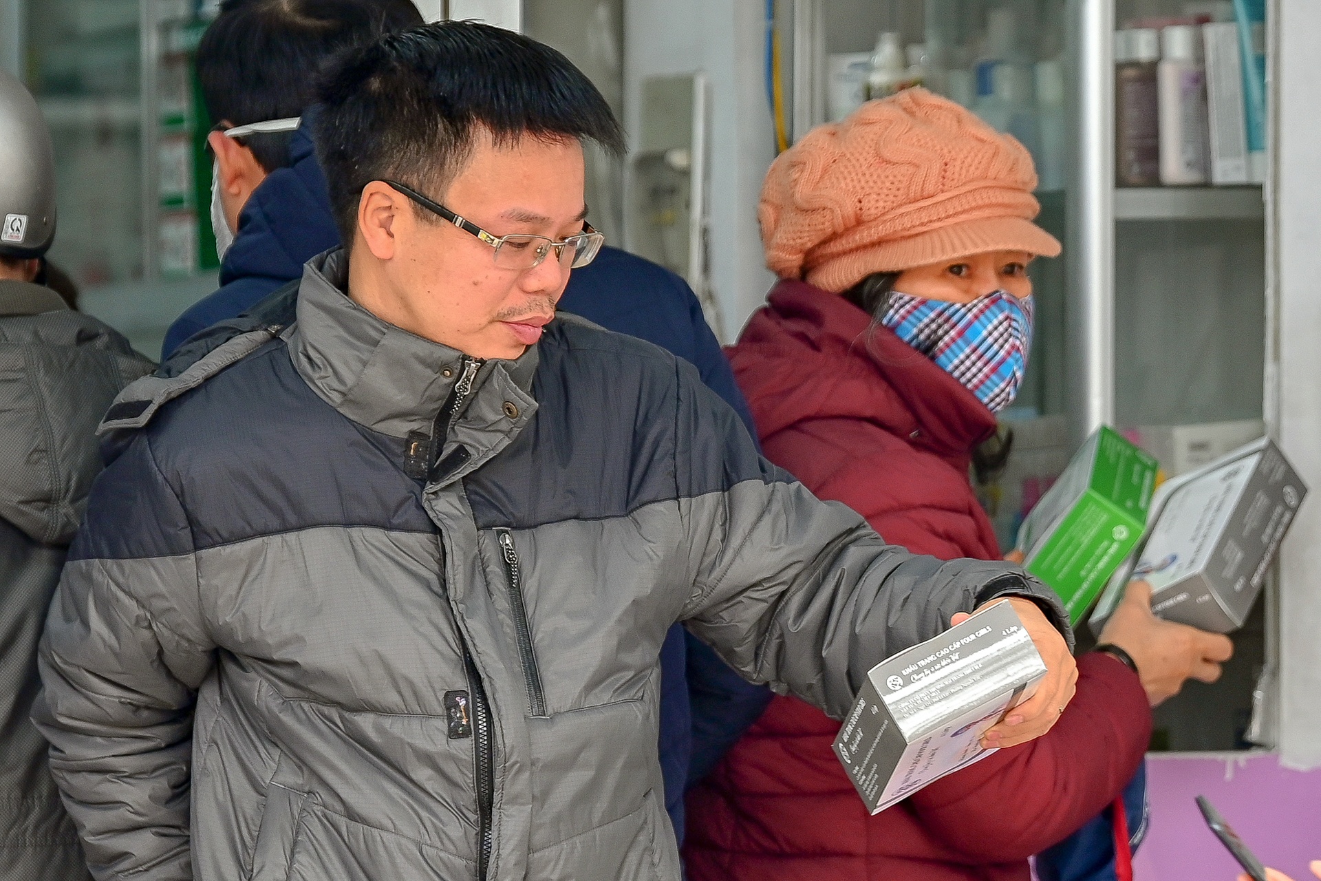 chay hang khau trang vi virus corona anh 10