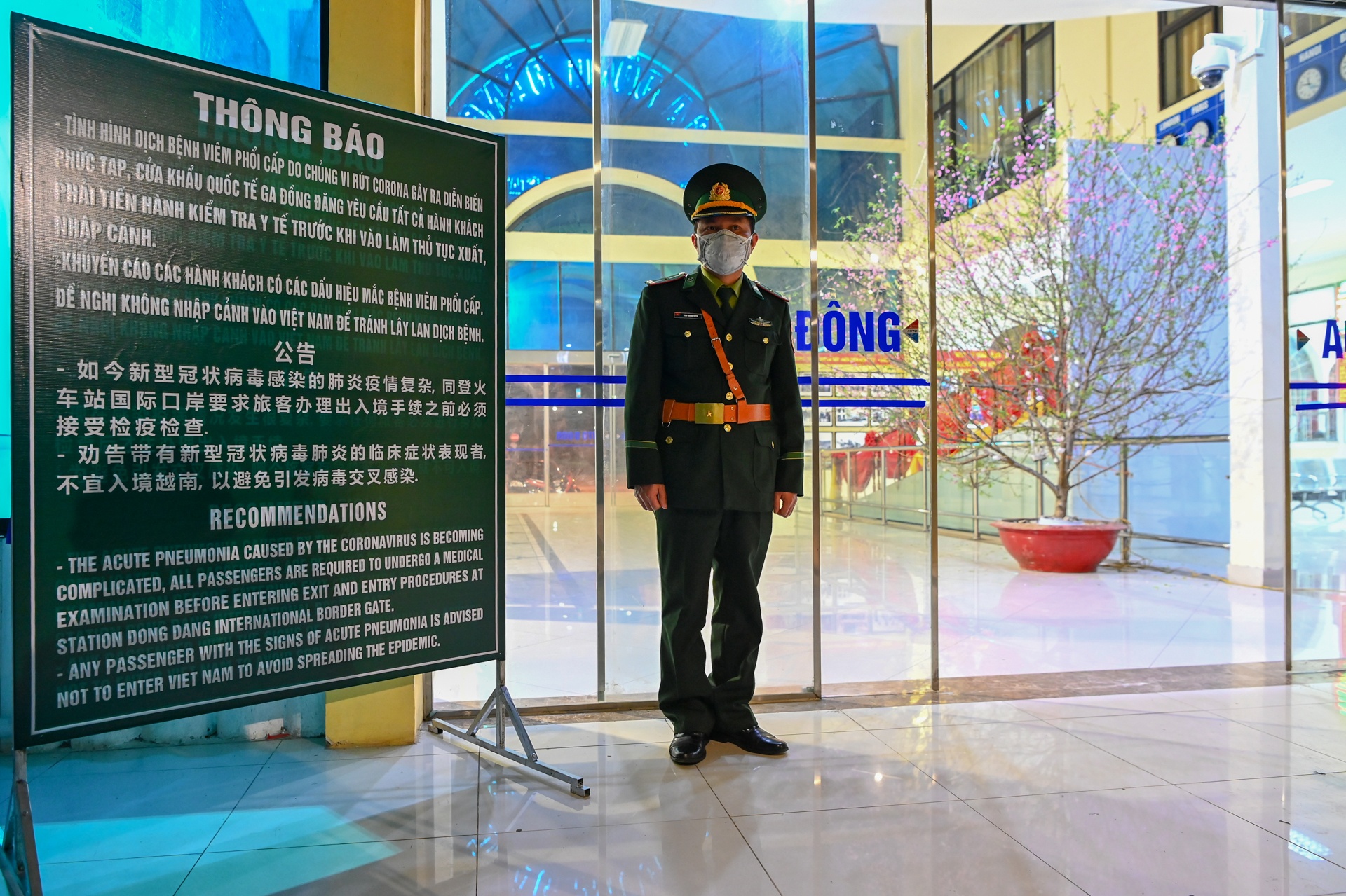 tau lien van trogn tam dich corona anh 12