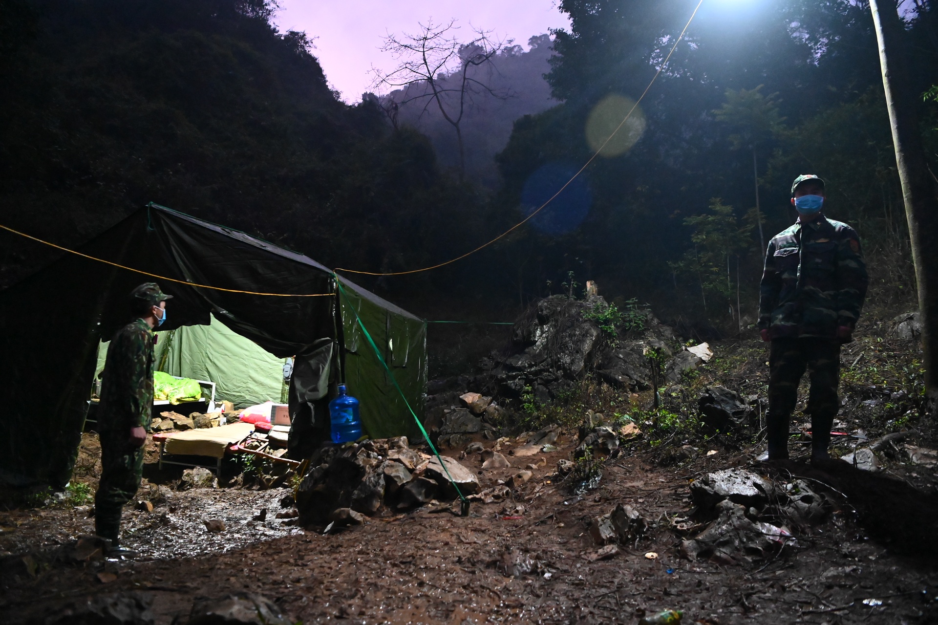 linh bien phong cang minh gac dich corona anh 4