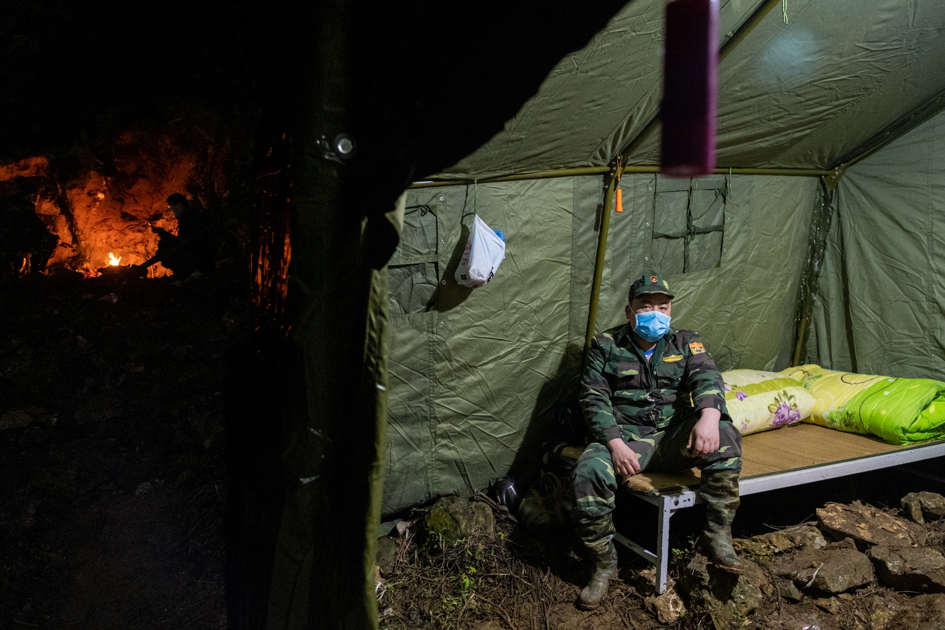 linh bien phong cang minh gac dich corona anh 6