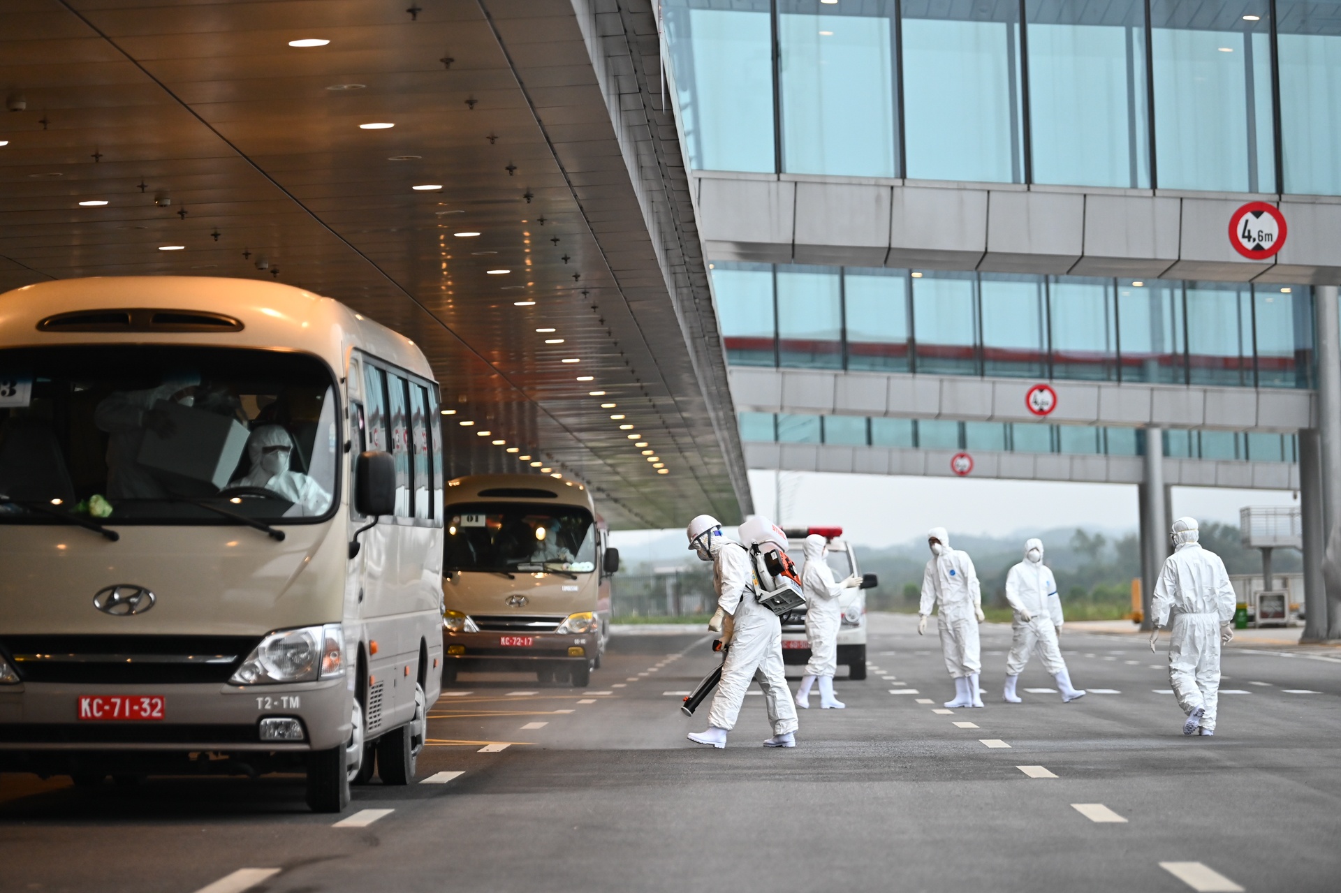 don cong dan Viet Nam tro ve tu tam dich corona anh 14