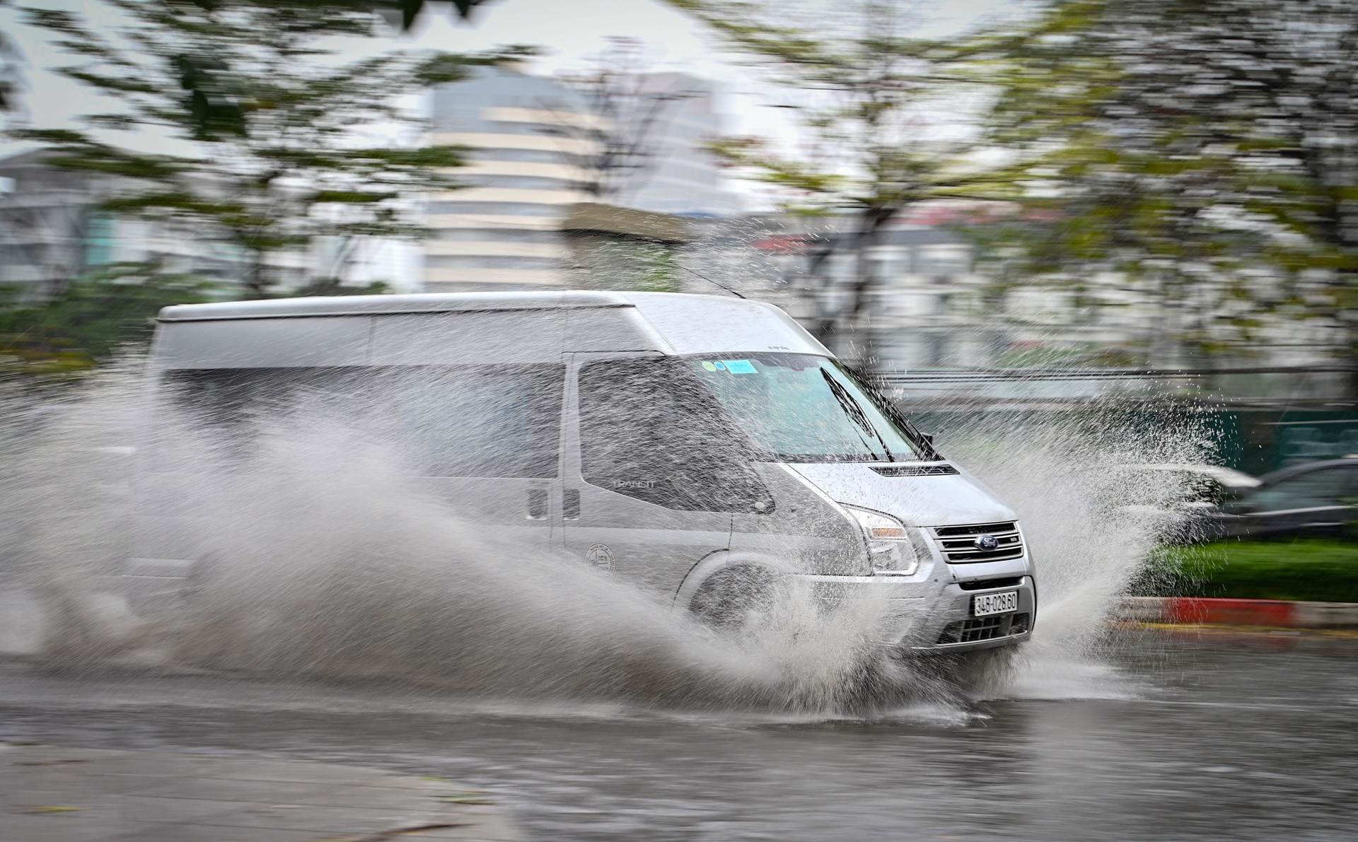 mua lon gay ngap ung o Ha Noi anh 10