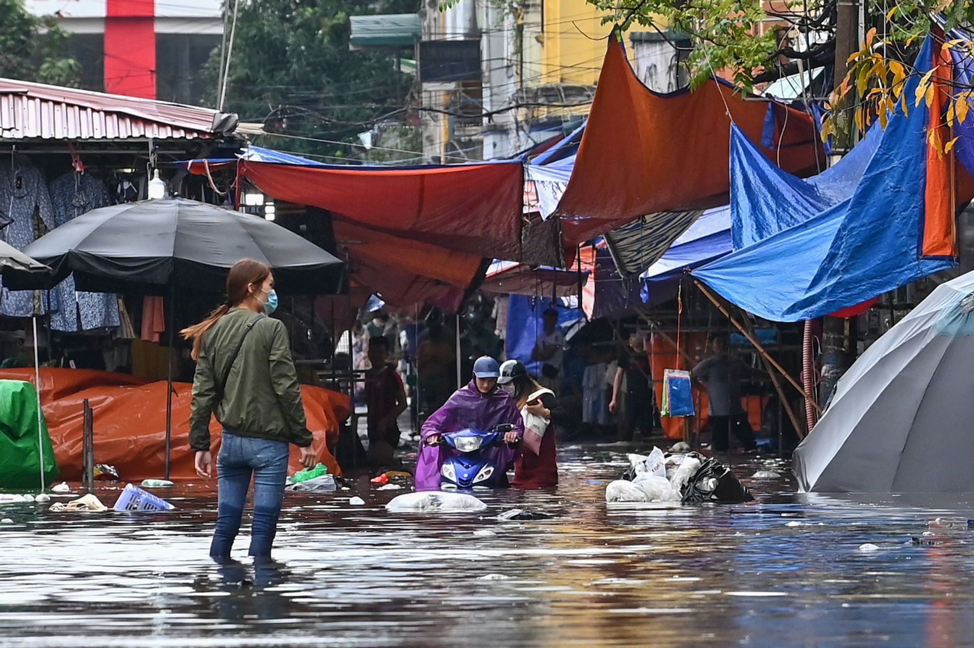 mua lon gay ngap ung o Ha Noi anh 2