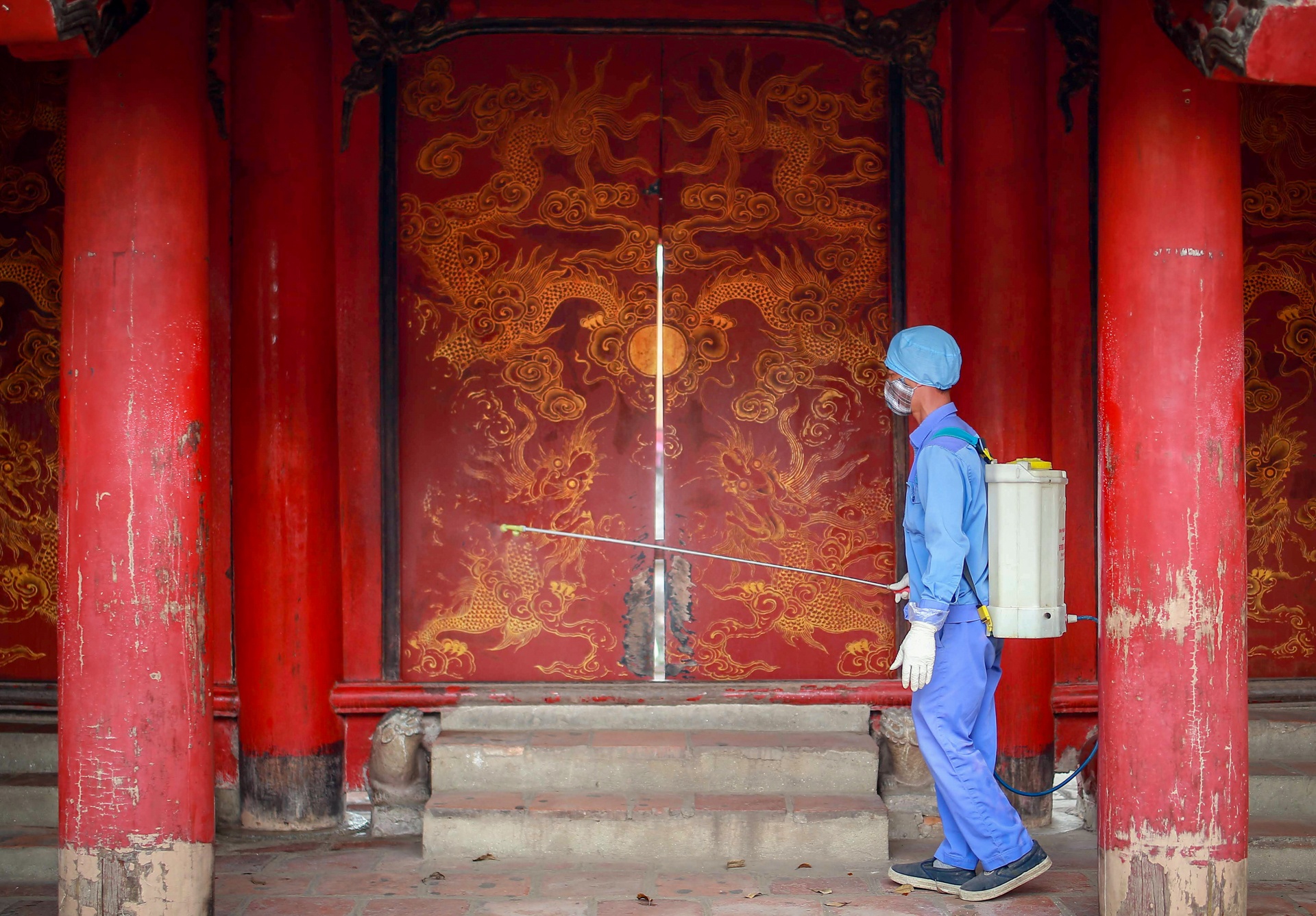 dong cua khu du lich o ha noi vi dich covid 19 anh 9