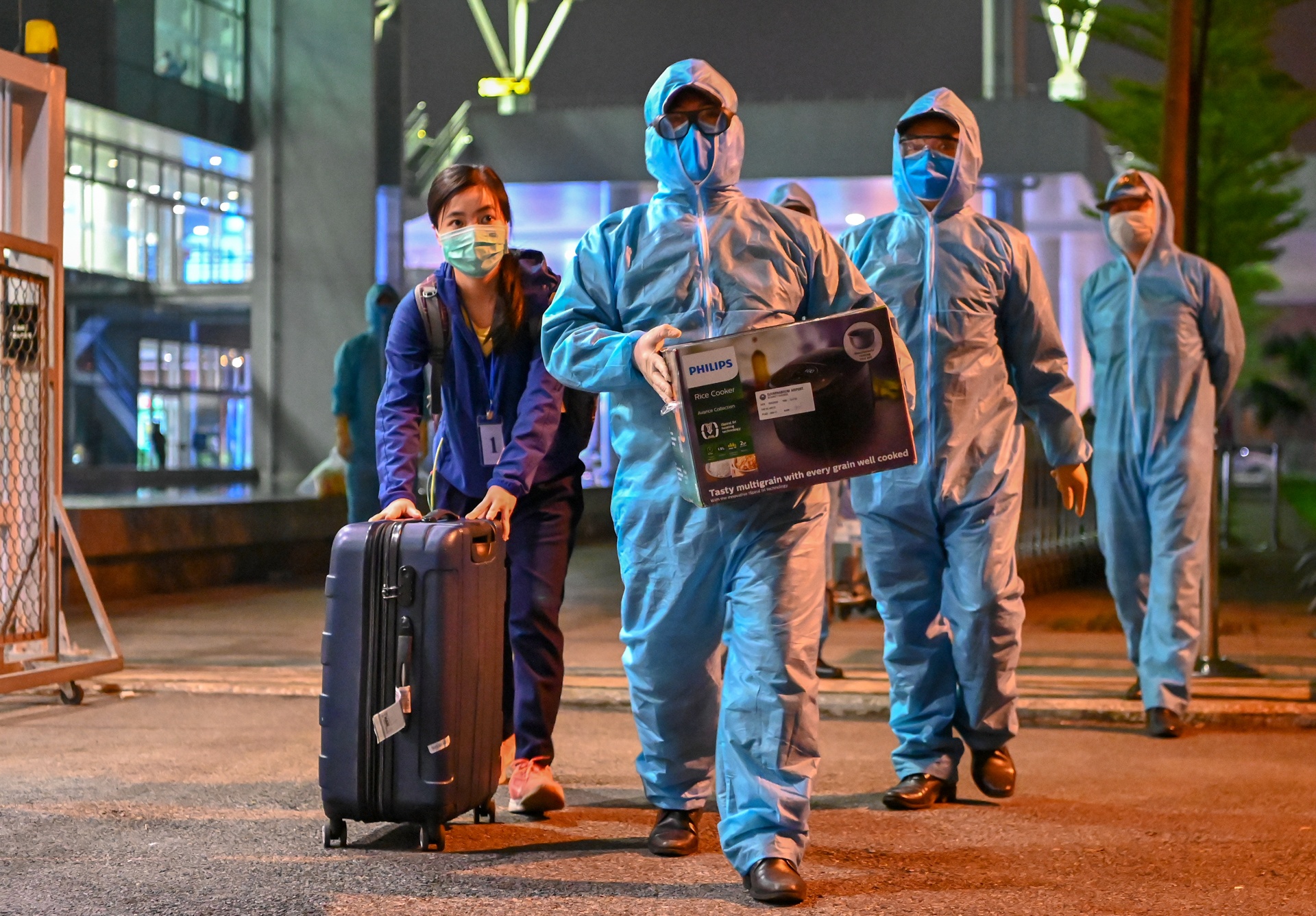 phong dich covid19 o cua ngo thu do anh 10