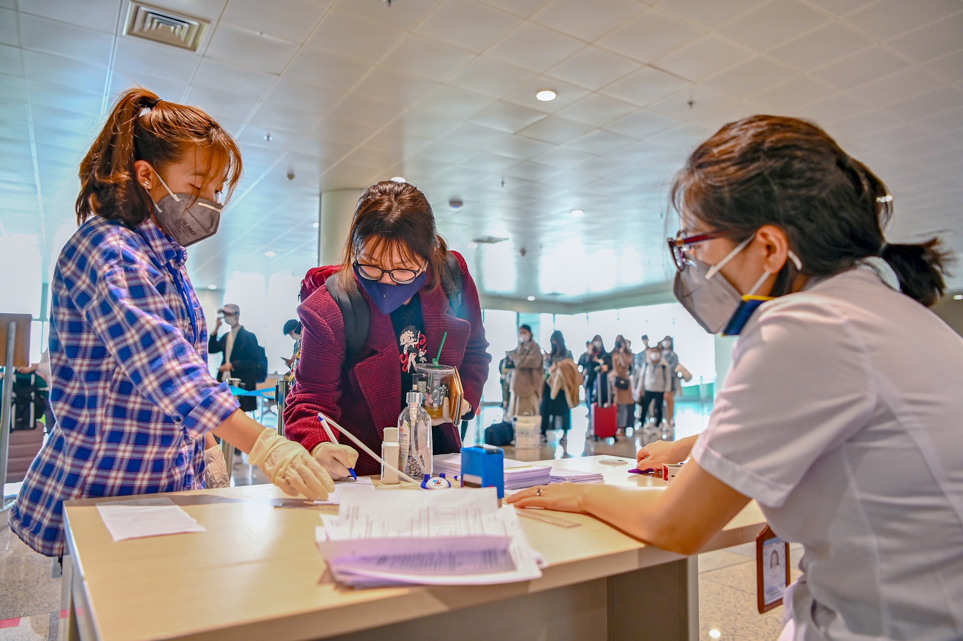 phong dich covid19 o cua ngo thu do anh 14