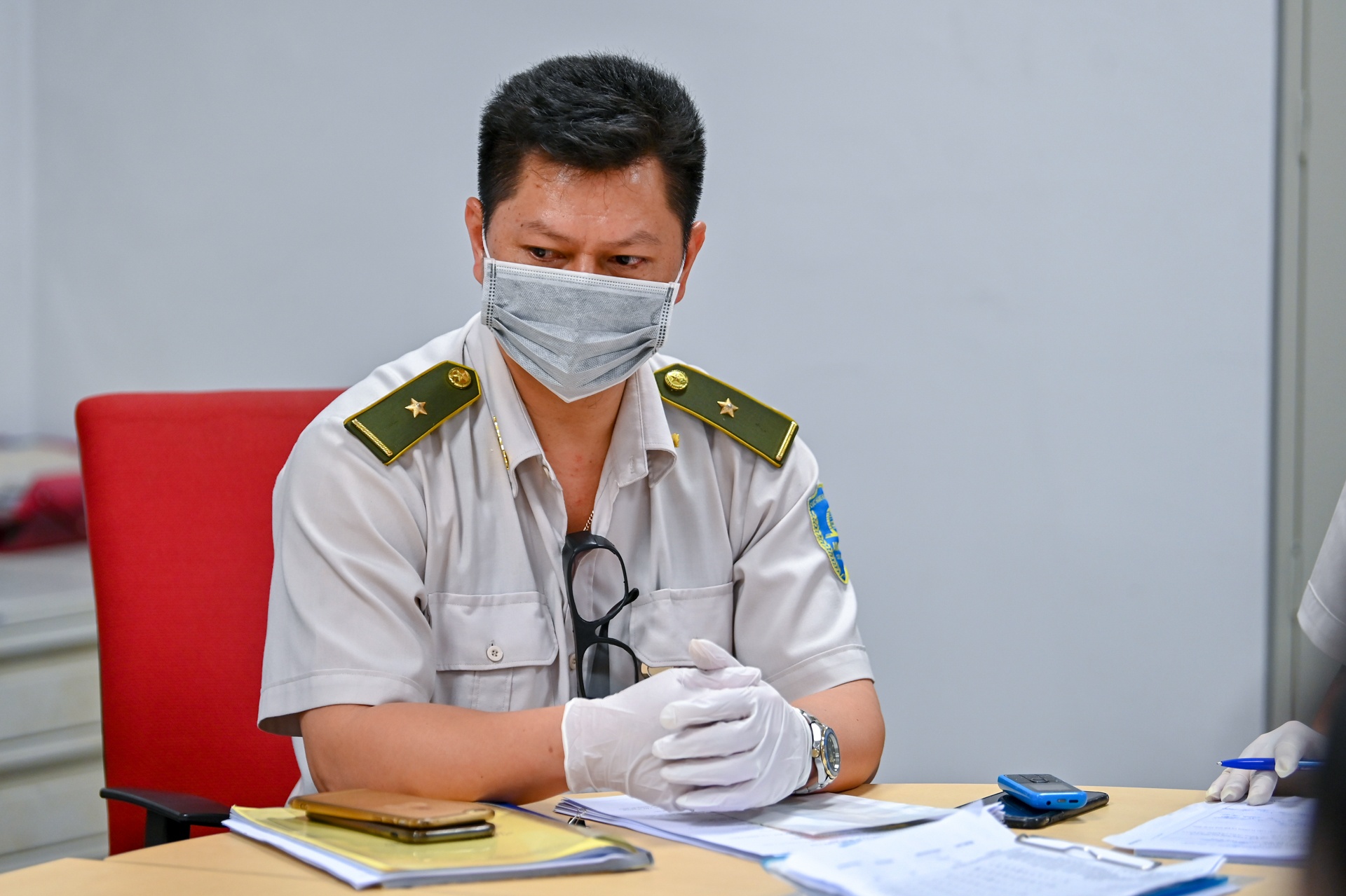 phong dich covid19 o cua ngo thu do anh 23