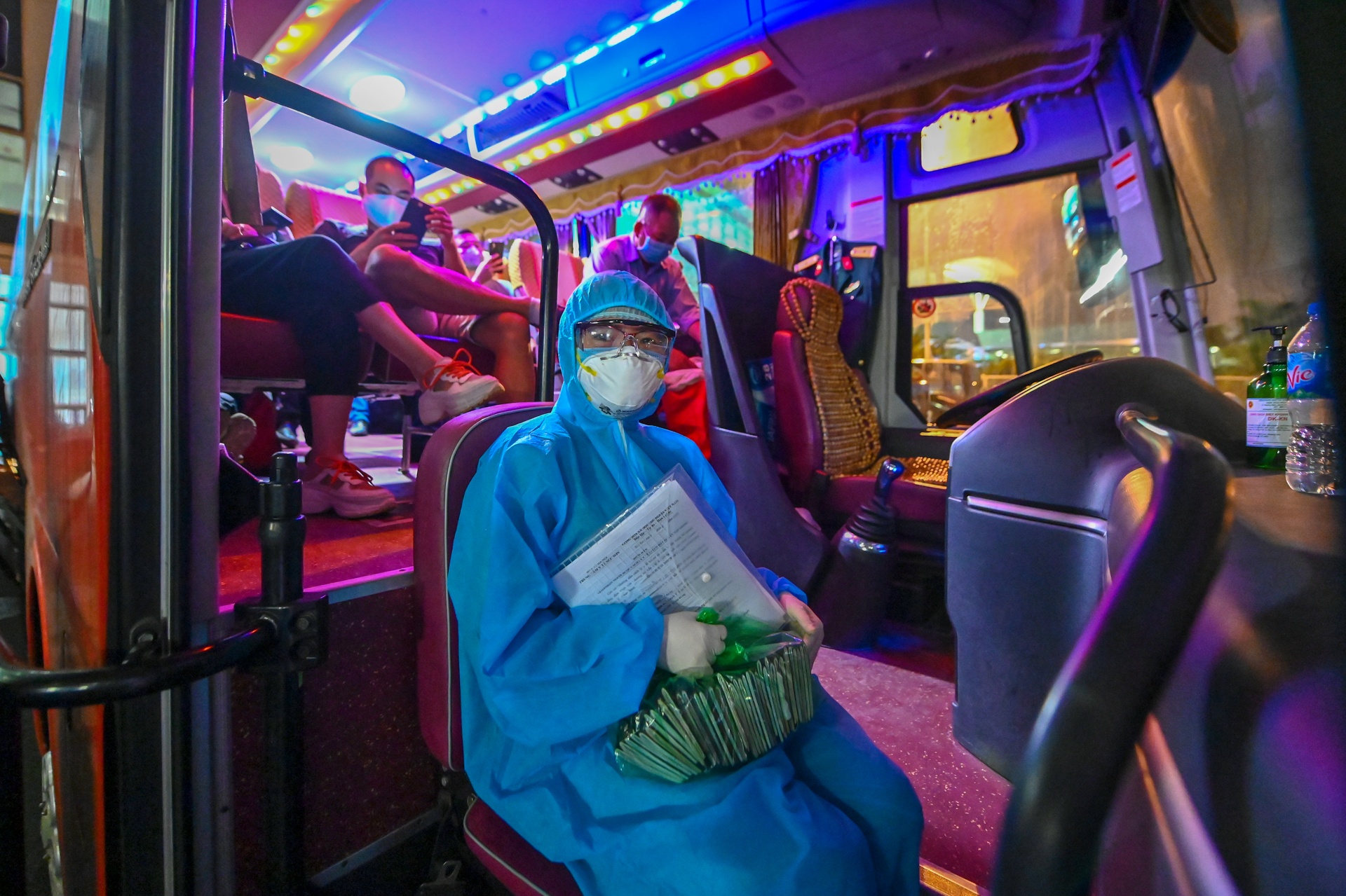 phong dich covid19 o cua ngo thu do anh 4