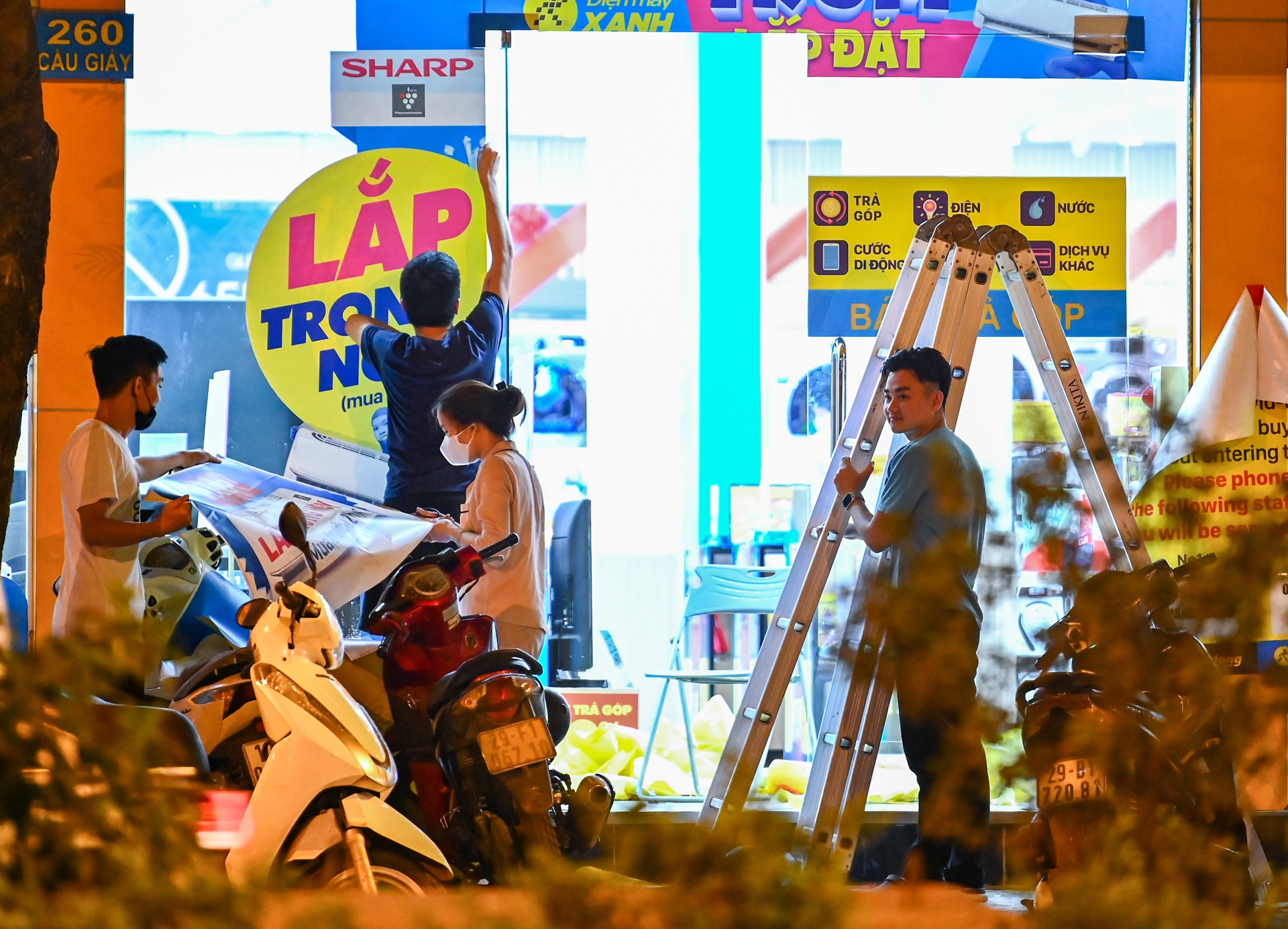 giam gian cach xa hoi o ha noi anh 4