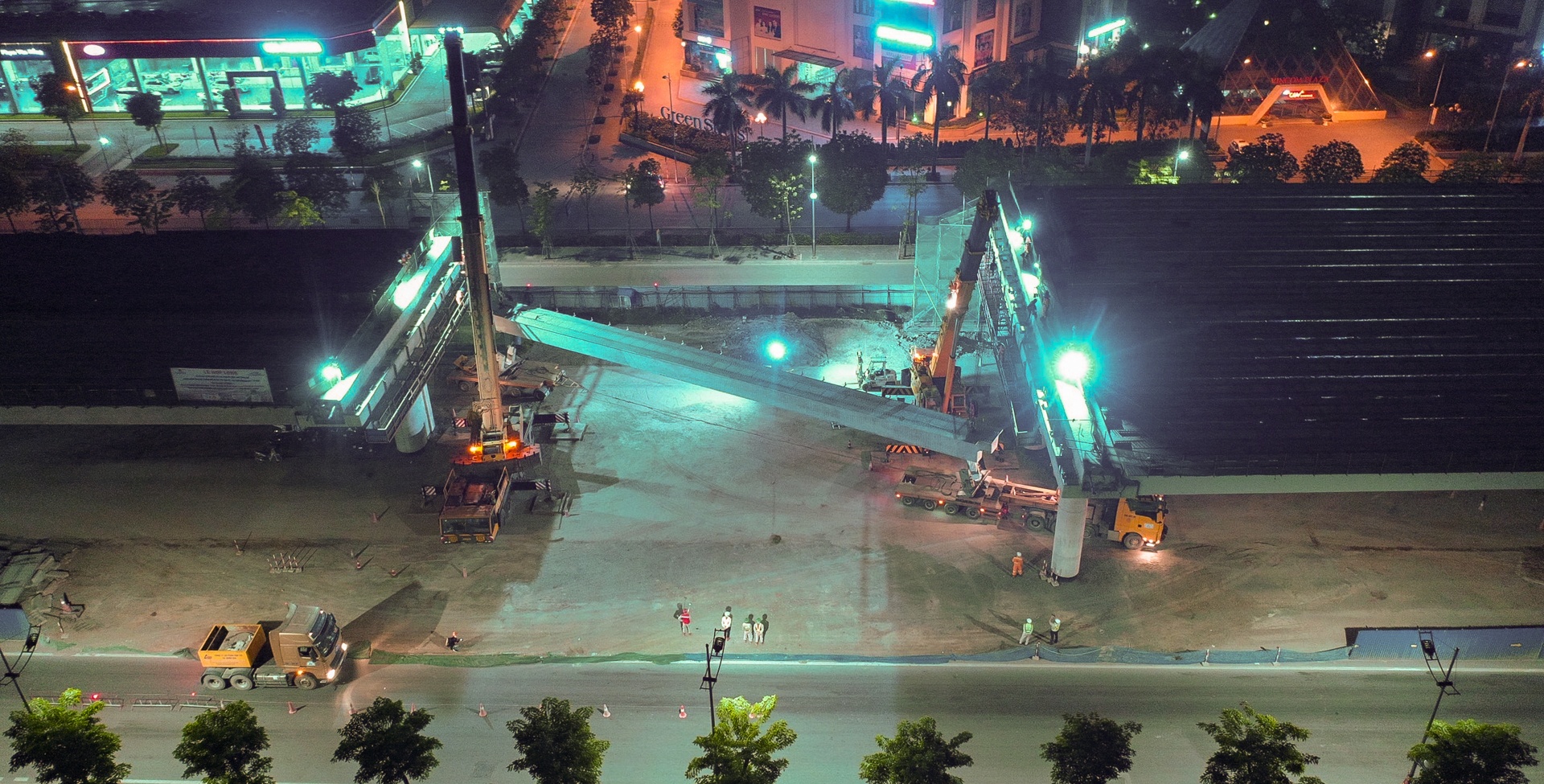 trang dem hop long cau can vanh dai 3 anh 1