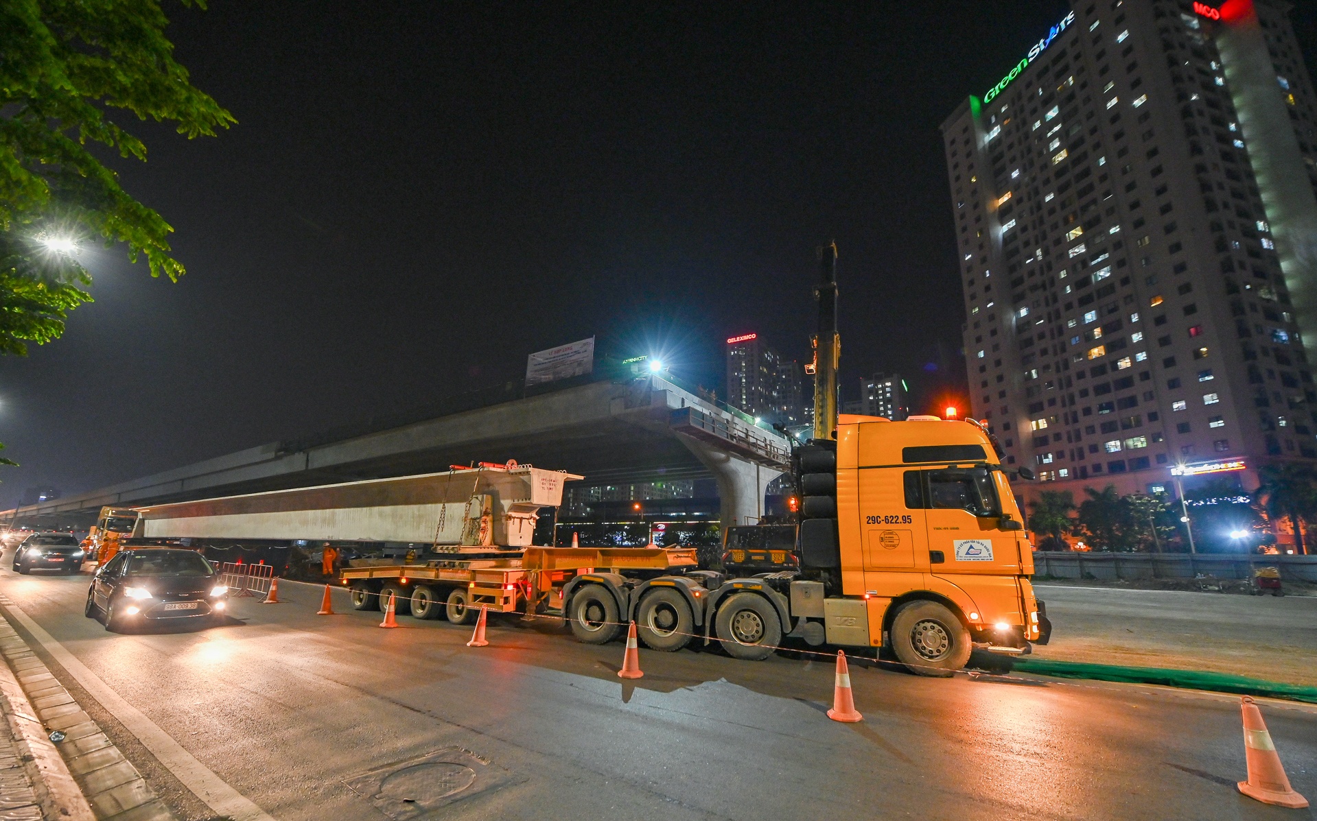 trang dem hop long cau can vanh dai 3 anh 2