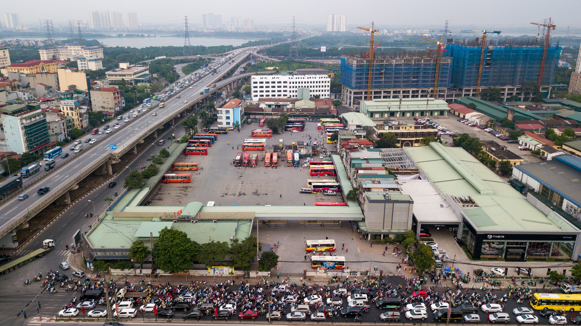 nguoi dan tro lai thu do un tac anh 1