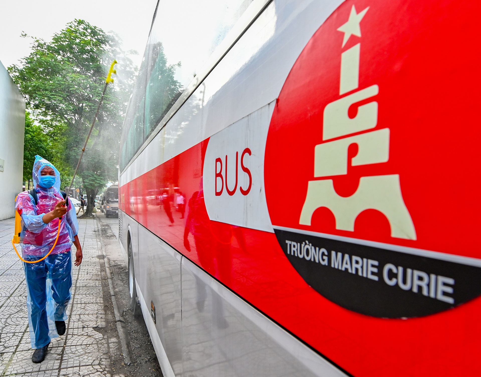 hoc sinh di hoc tro lai sau nghi dich anh 3