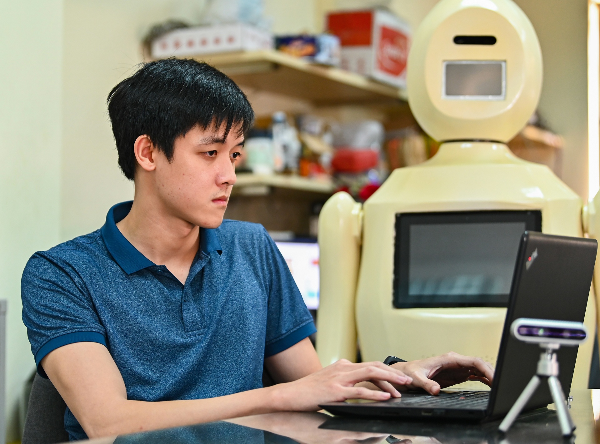 robot phat hien nguoi khong deo khau trang anh 4