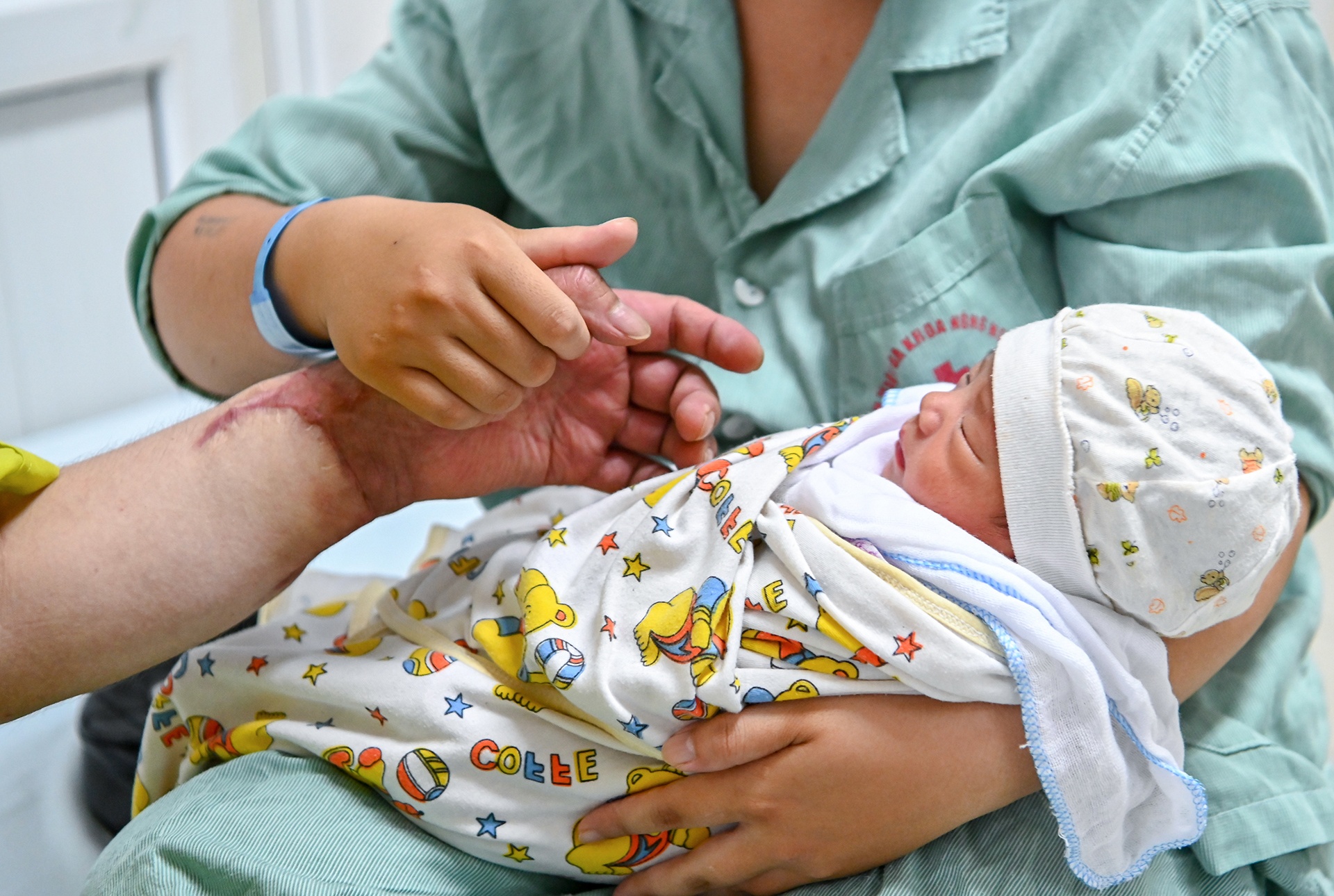 ca ghep chi the song anh 16