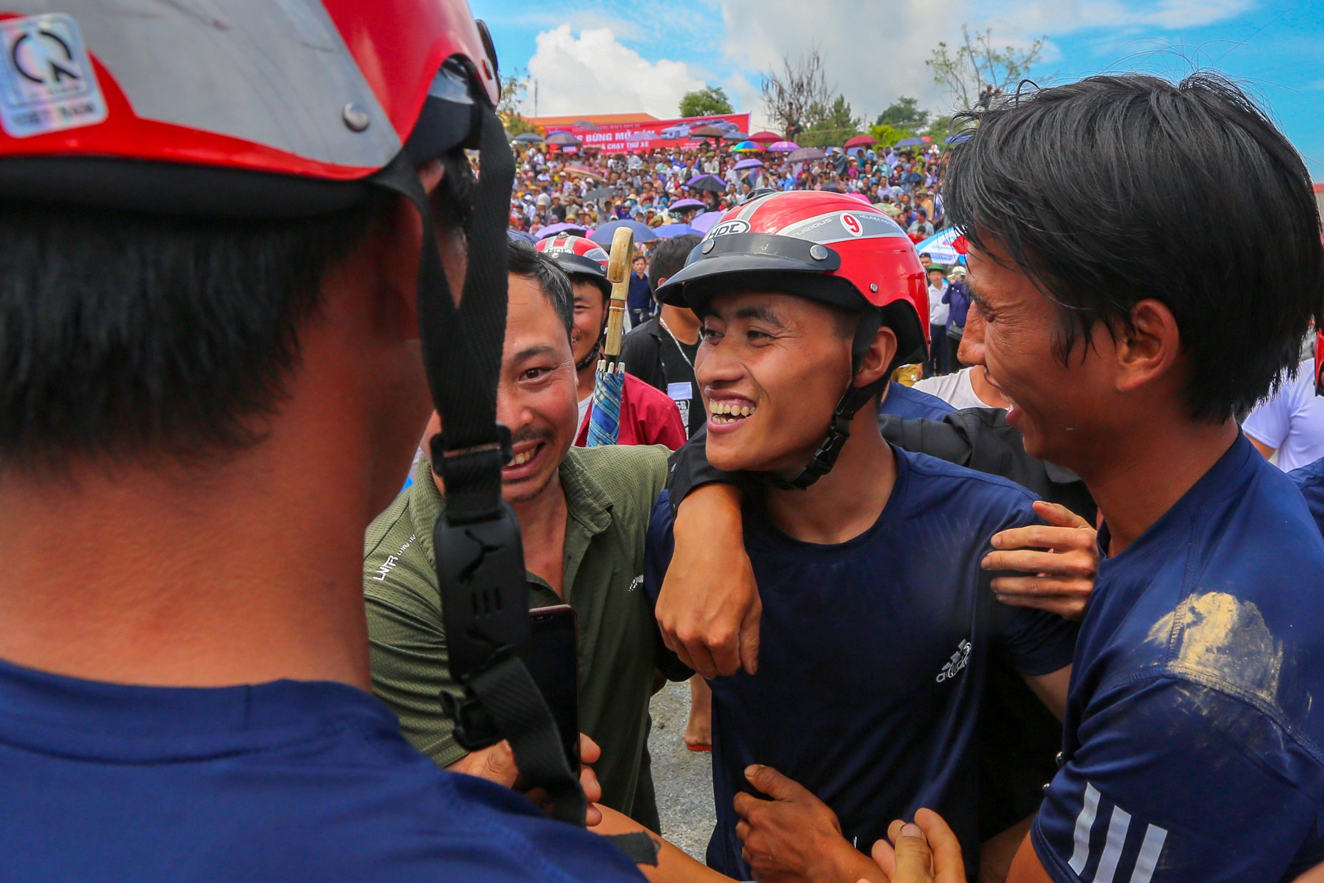 giai dua ngua Bac Ha anh 10