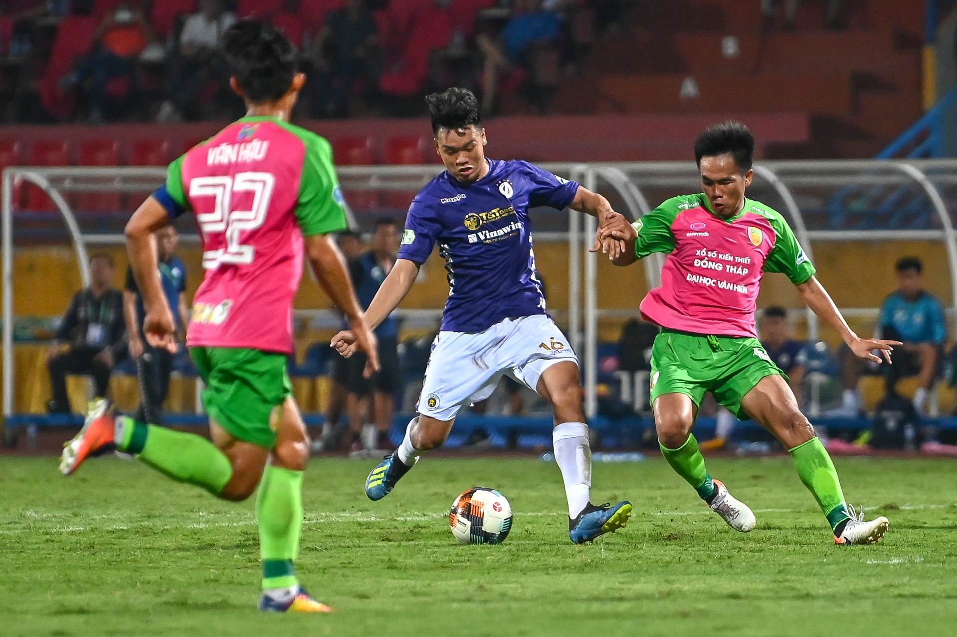 ha noi vao tu ket cup quoc gia anh 1