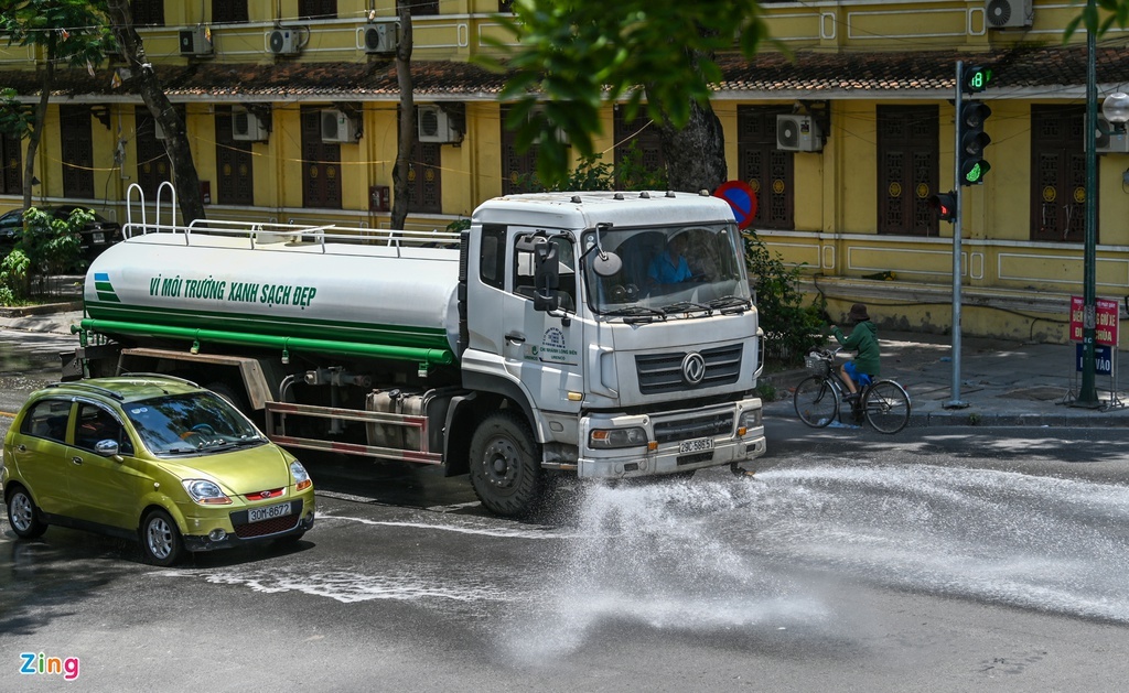 Nang nong o Ha Noi anh 12