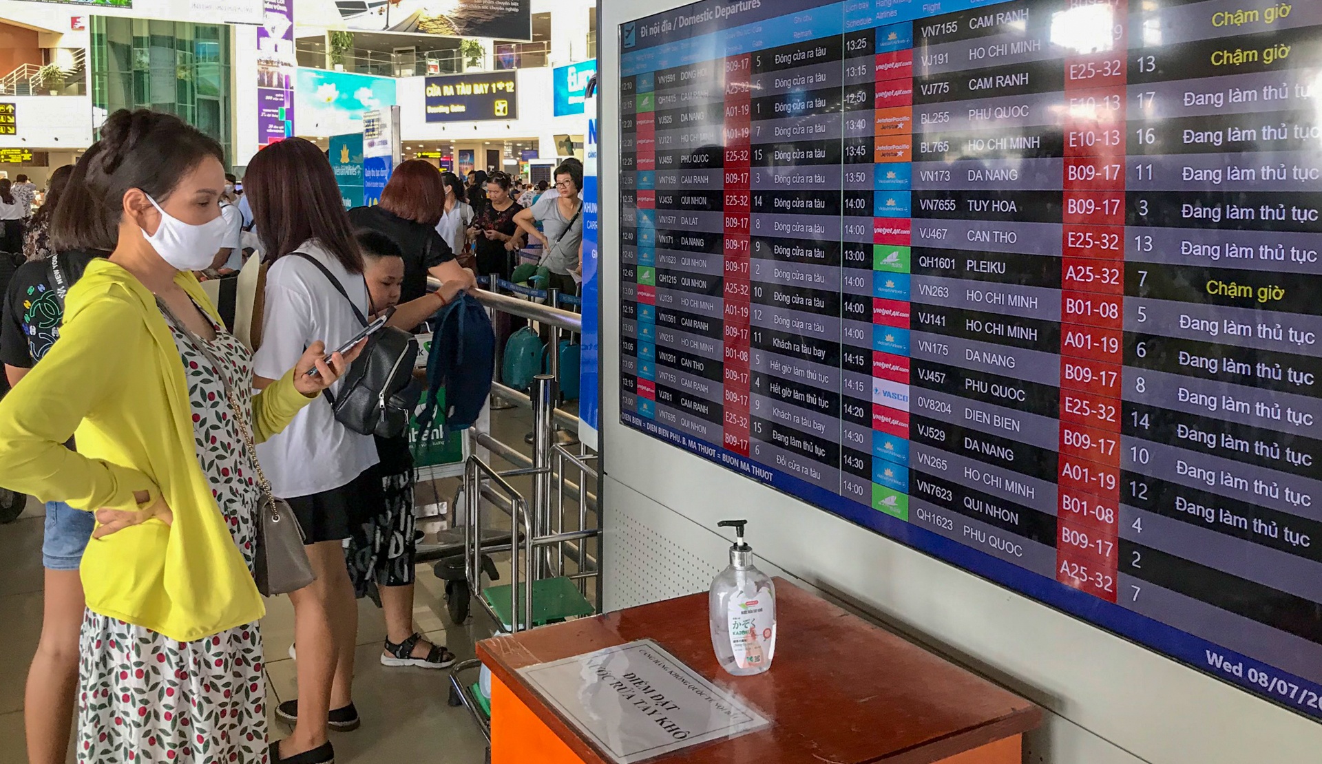 May bay xep hang cho cat canh anh 8