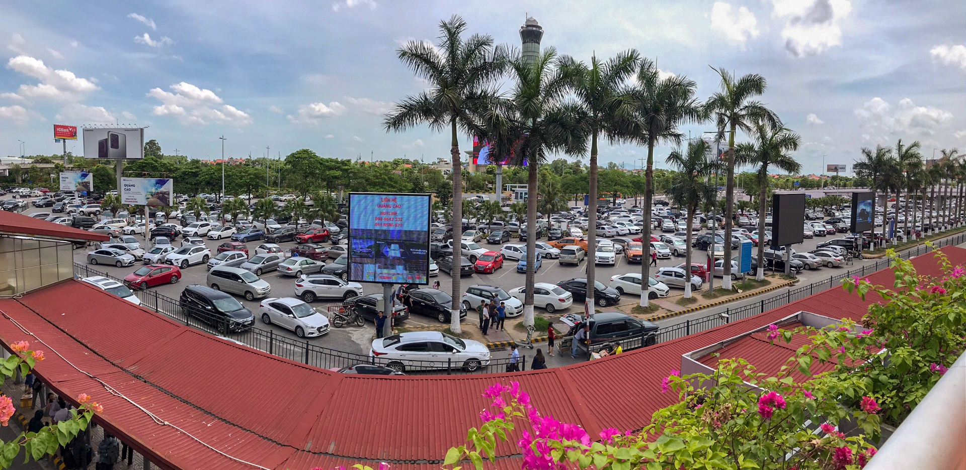 May bay xep hang cho cat canh anh 11