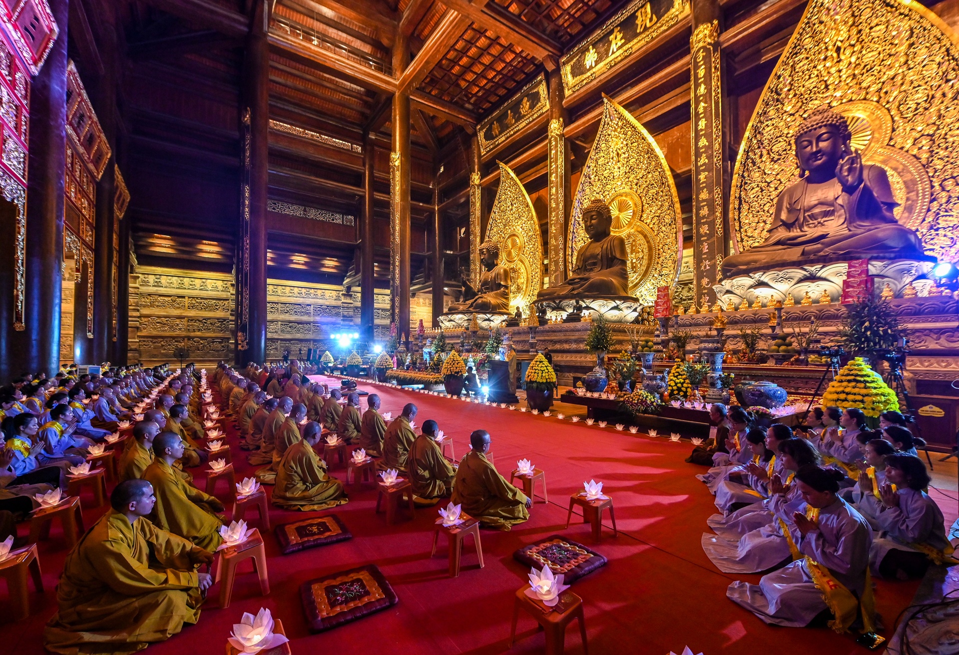 thap hoa dang tuong niem cac anh hung liet si anh 2