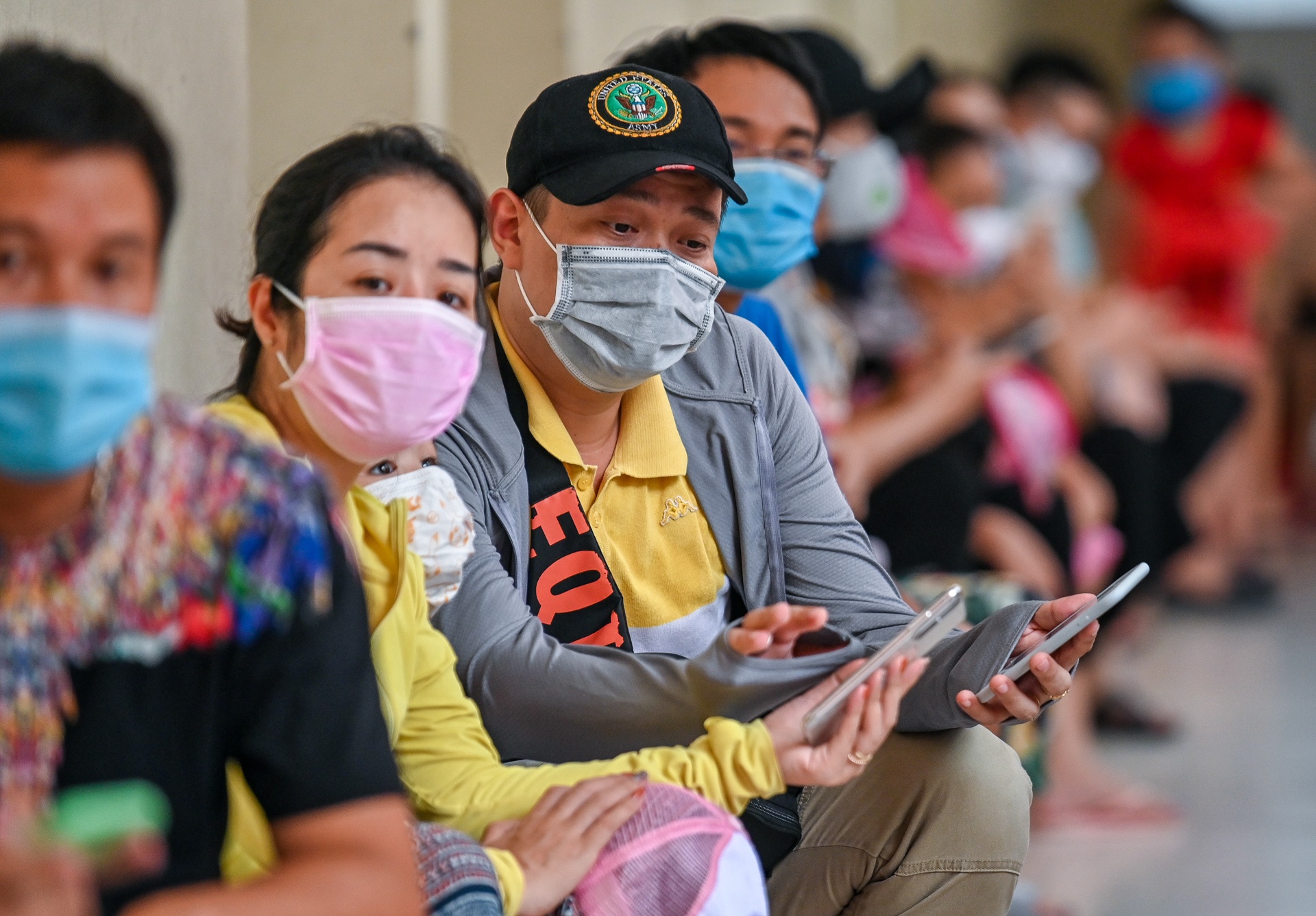 test nhanh covid-19 cho nguoi ve tu da nang anh 8