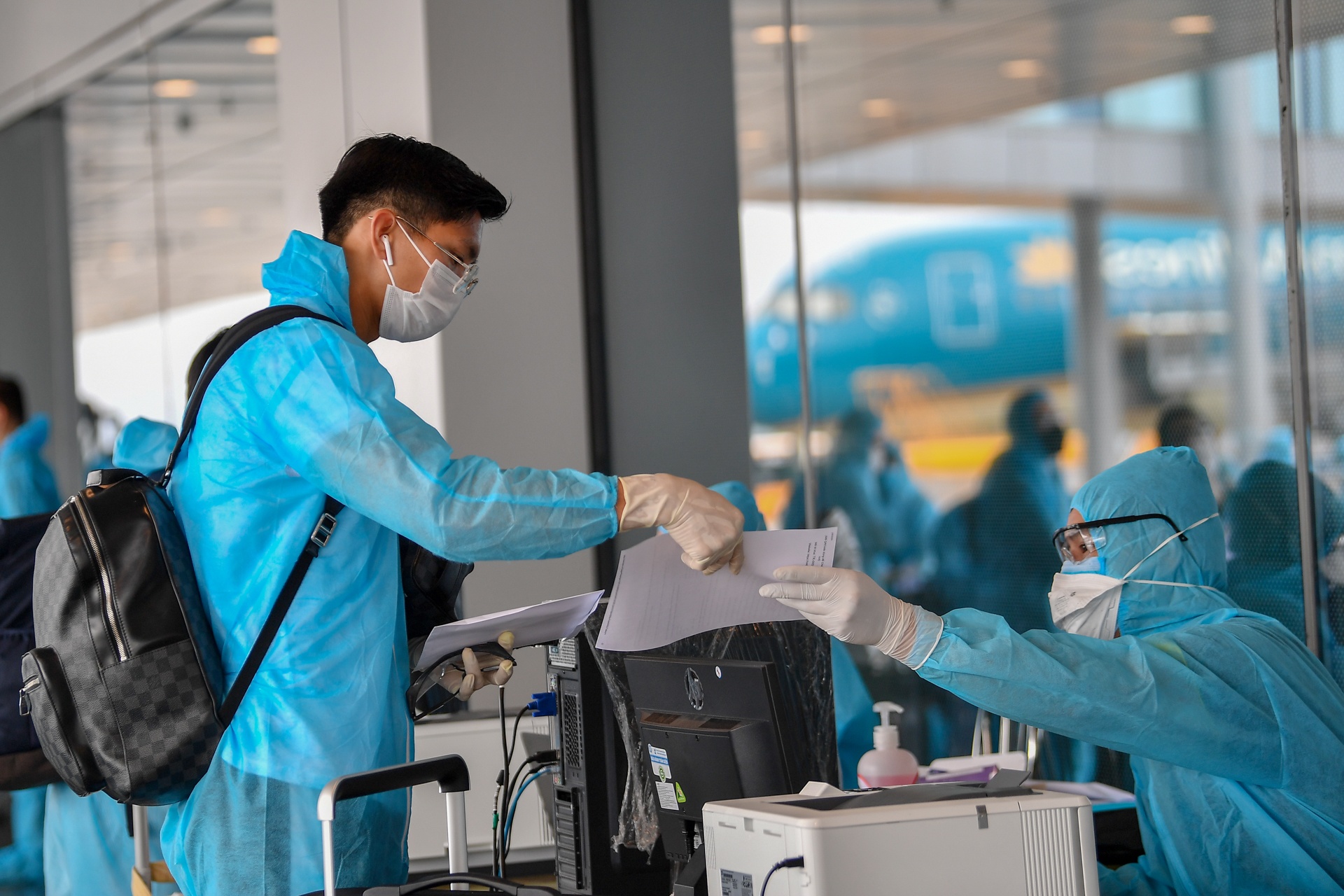 doan van hau ve nuoc cach ly 14 ngay anh 6