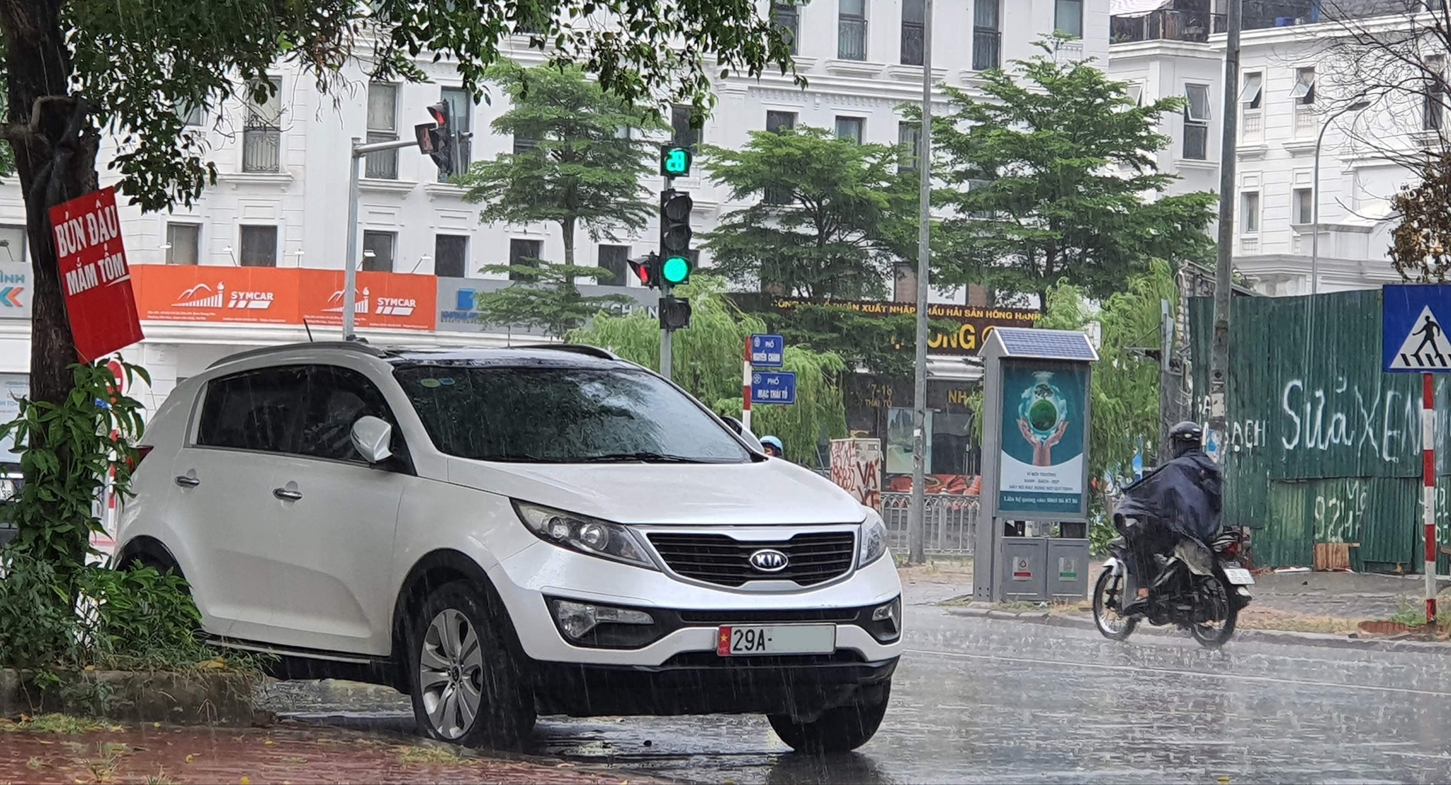 giải cứu hành khách mắc kẹt ở đà nẵng ảnh 17 giai cuu hanh khach mac ket o da nang anh 17