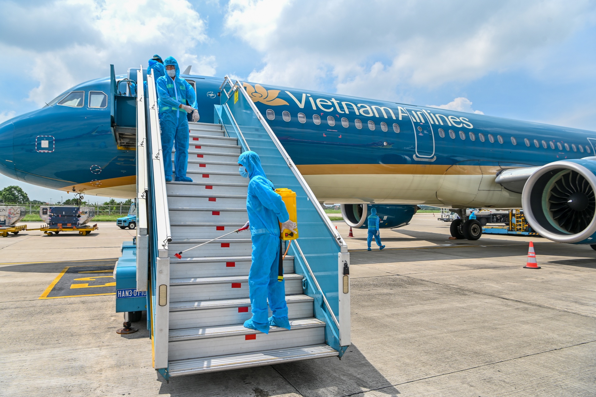 Giai cuu du khach o Da Nang anh 10