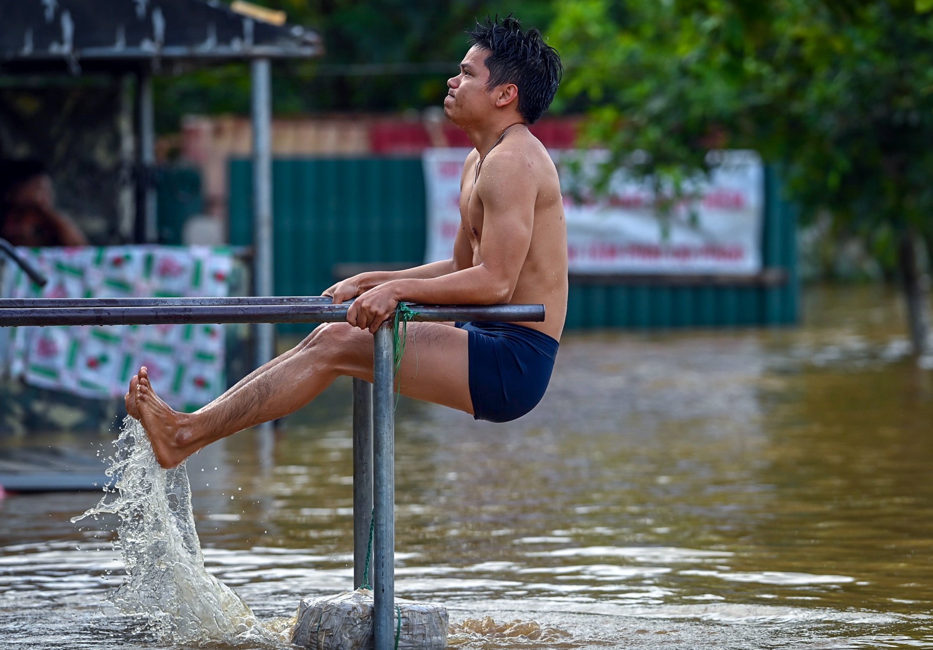 nuoc lu song hong dang cao anh 11