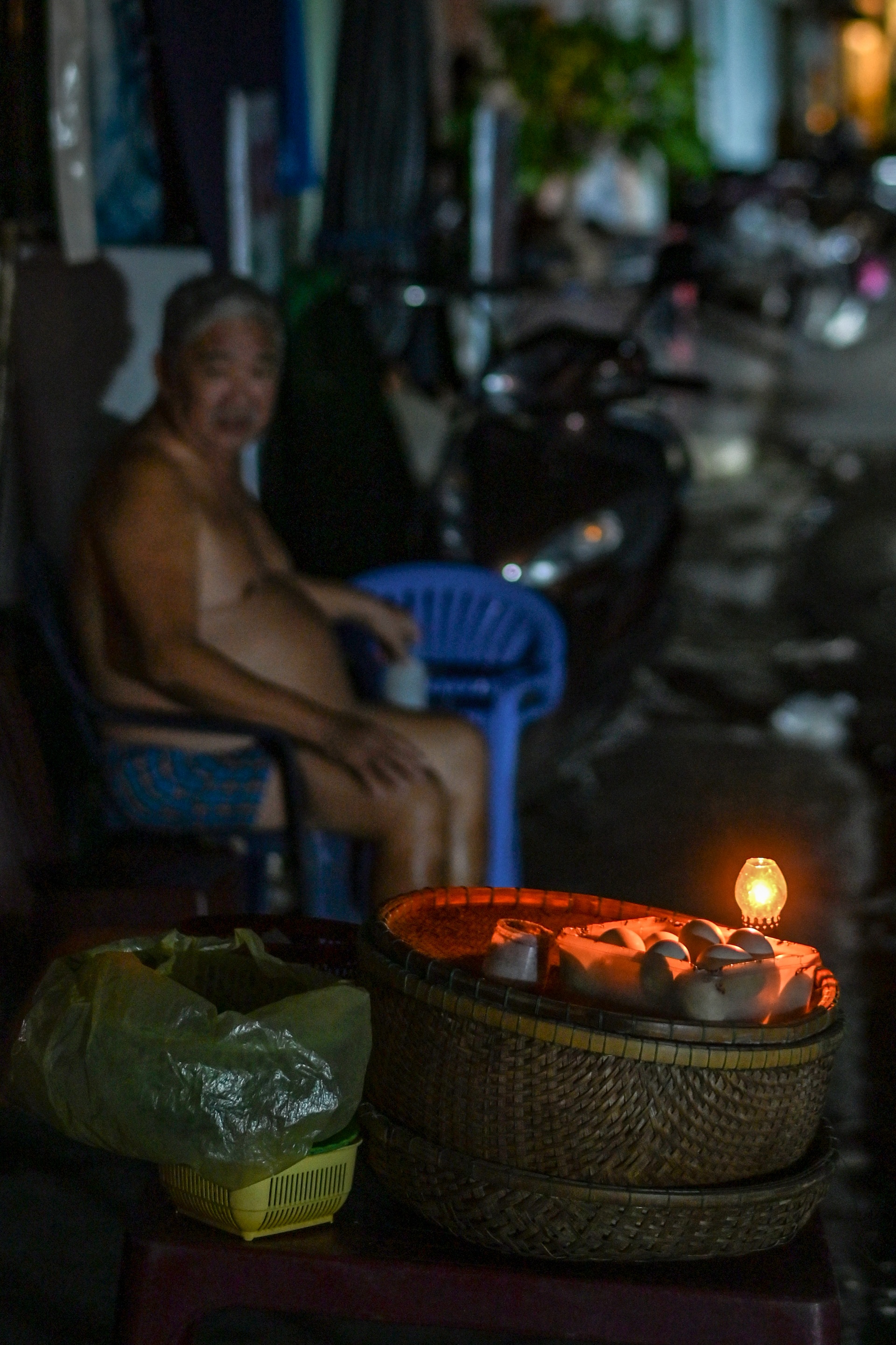 Thap nen an com vi mat dien dien rong anh 7