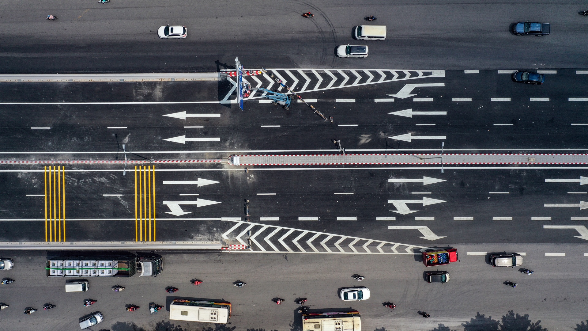 dien mao moi cua tuyen duong Pham Van Dong anh 10