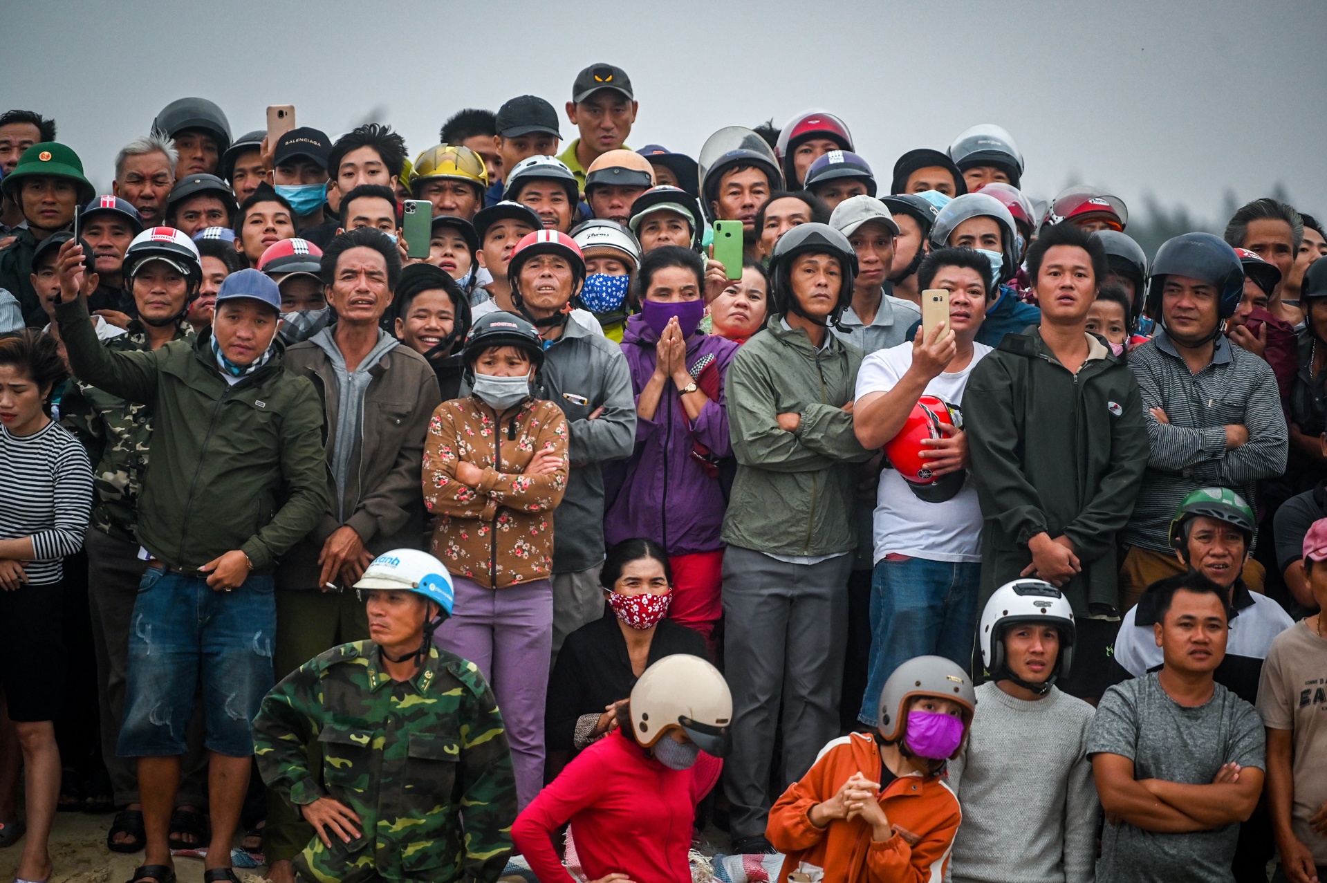 Giai cuu cac thuyen vien tren tau Vietship 01 anh 6