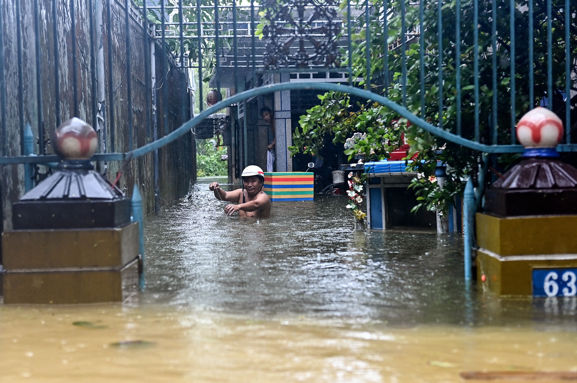 mua ngap o Hue anh 7