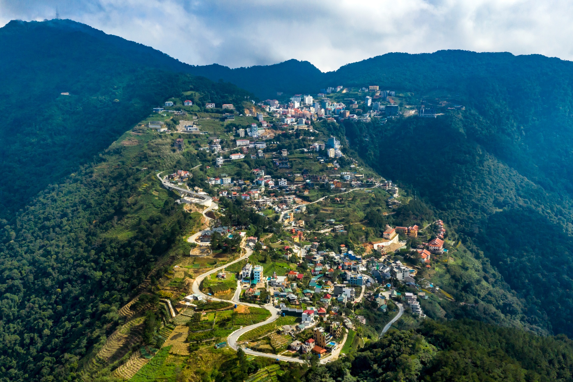 Canh doi lap o Tam Dao anh 22
