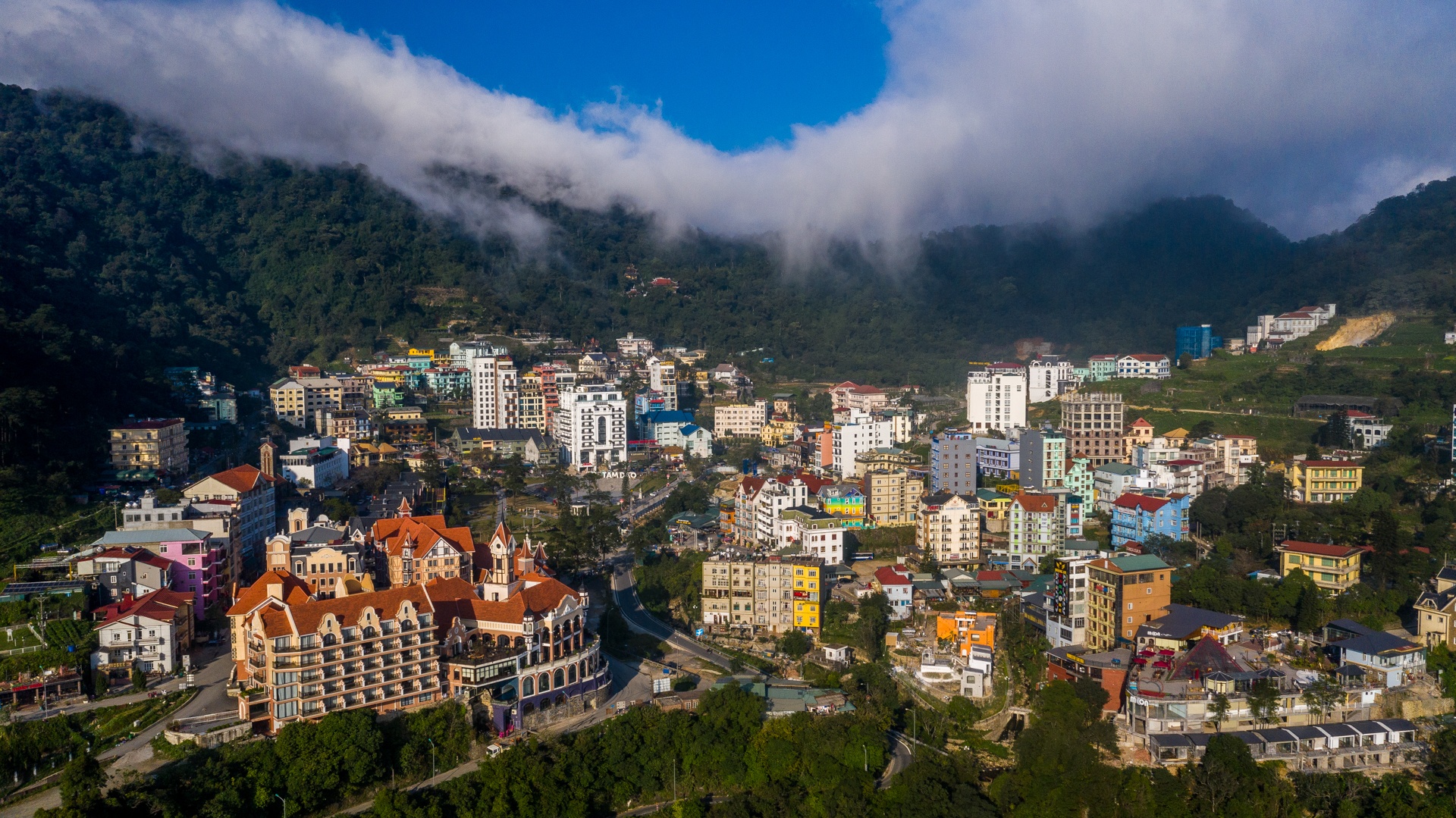 Canh doi lap o Tam Dao anh 8