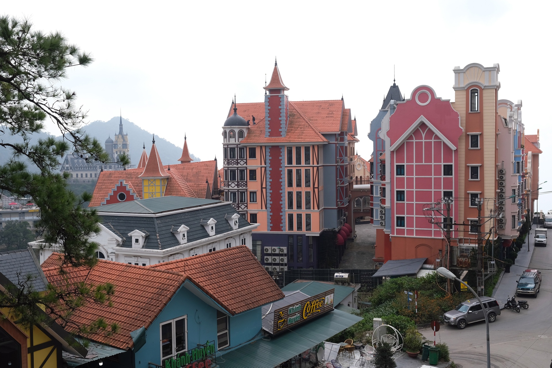 Canh doi lap o Tam Dao anh 10