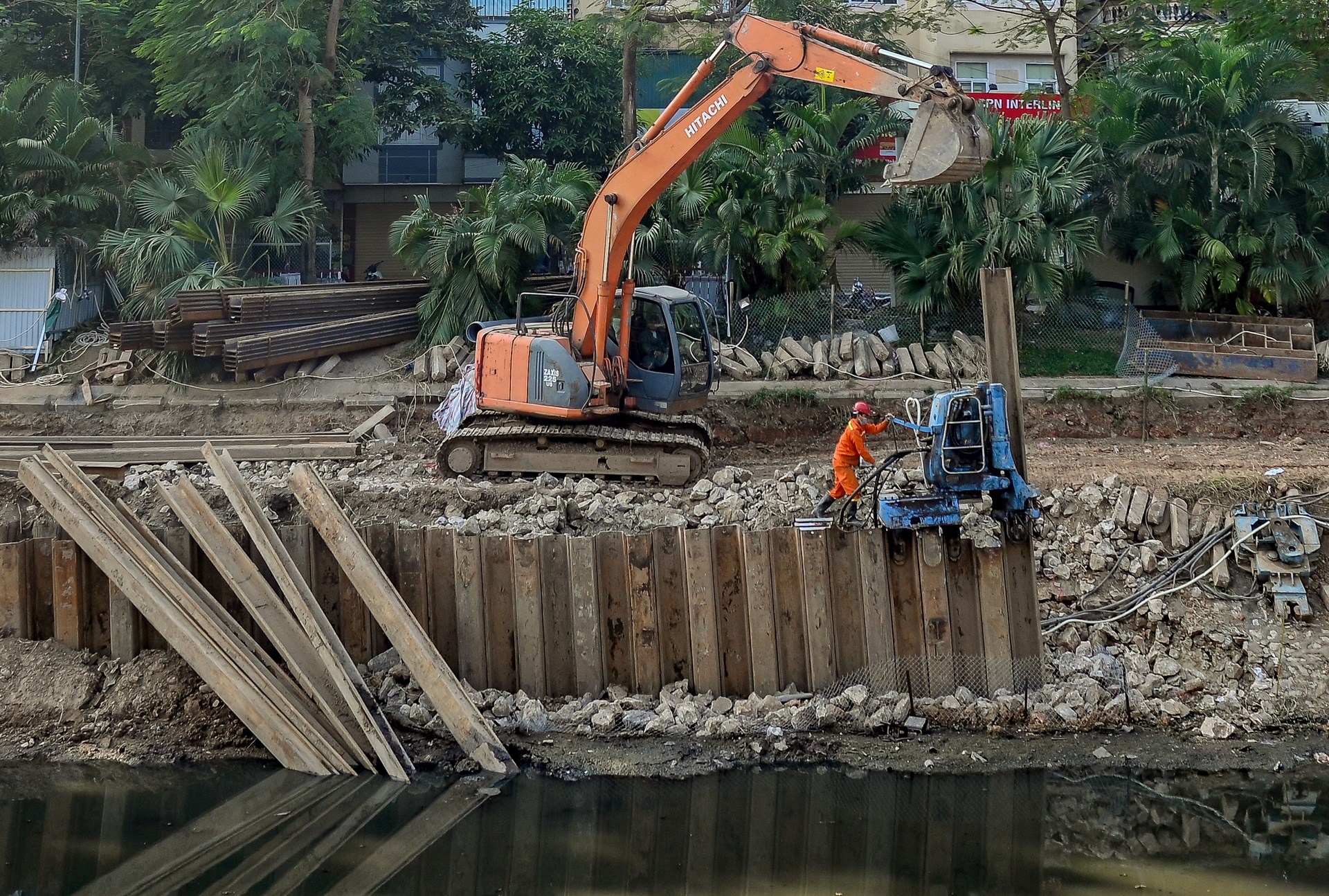 thu gom nuoc thai song To Lich anh 2