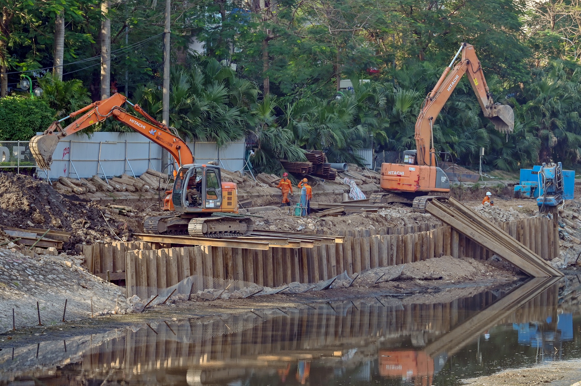 thu gom nuoc thai song To Lich anh 3
