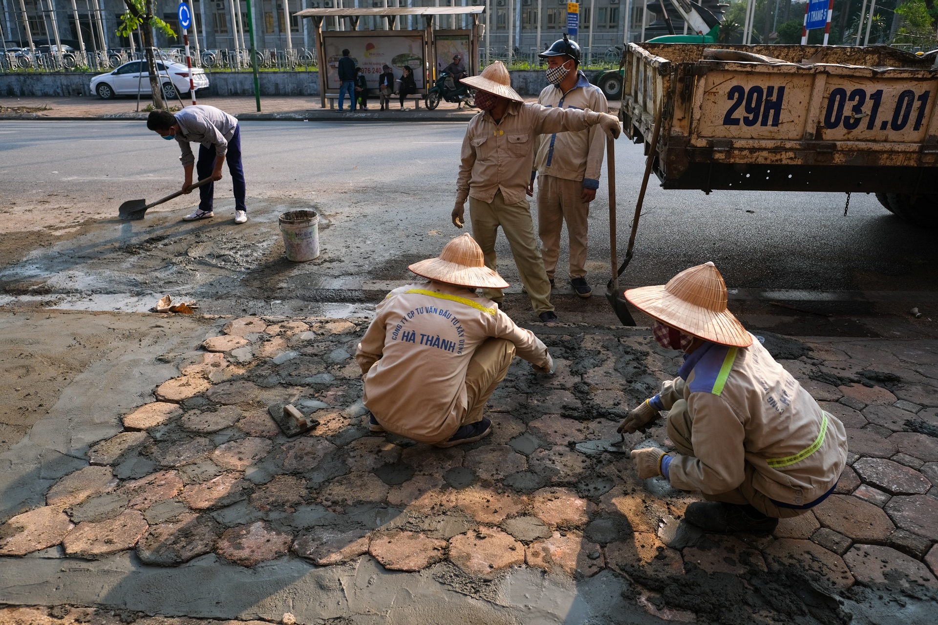 Duong sat do thi anh 8