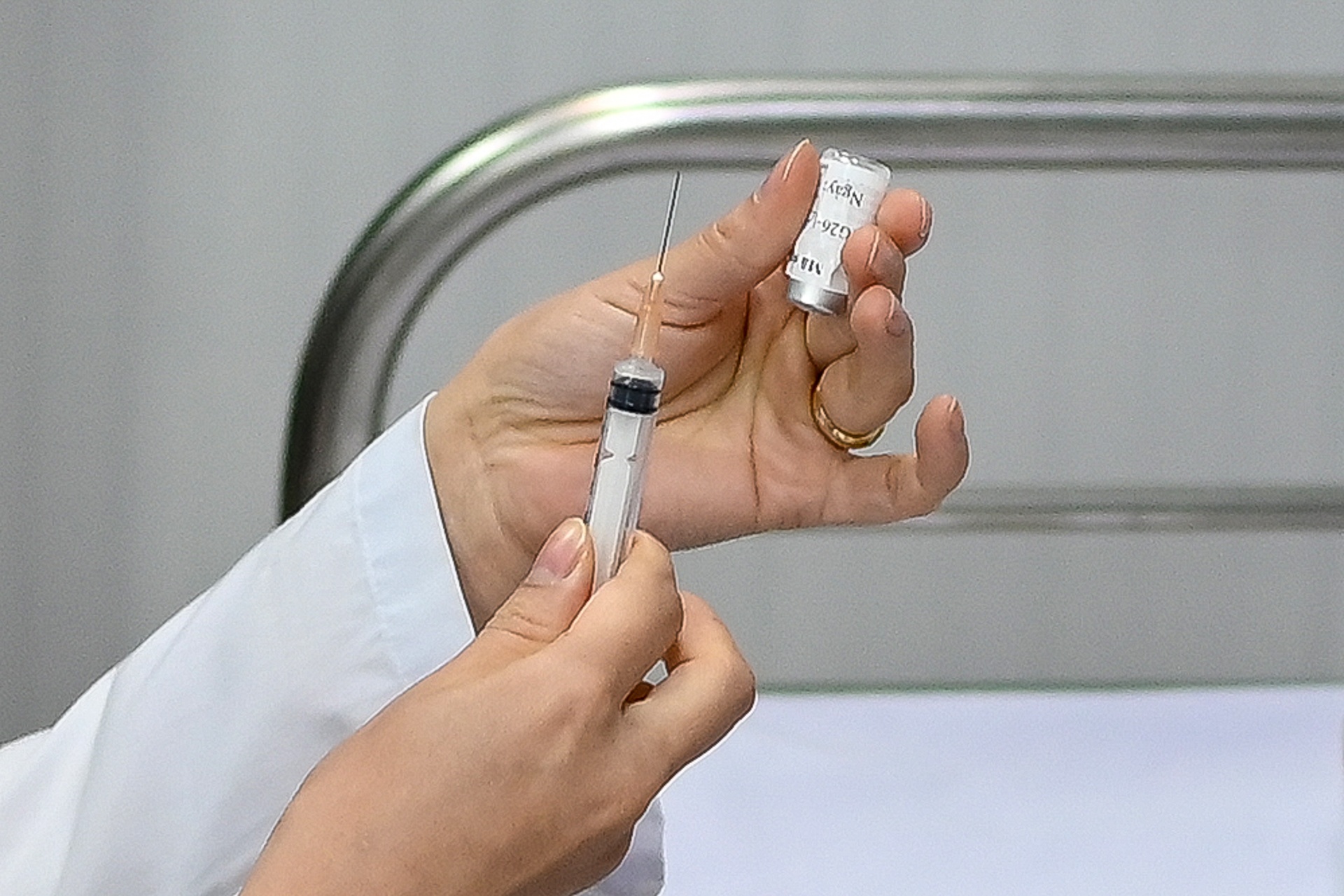 Tiem vac cin Covid-19 Viet Nam anh 7