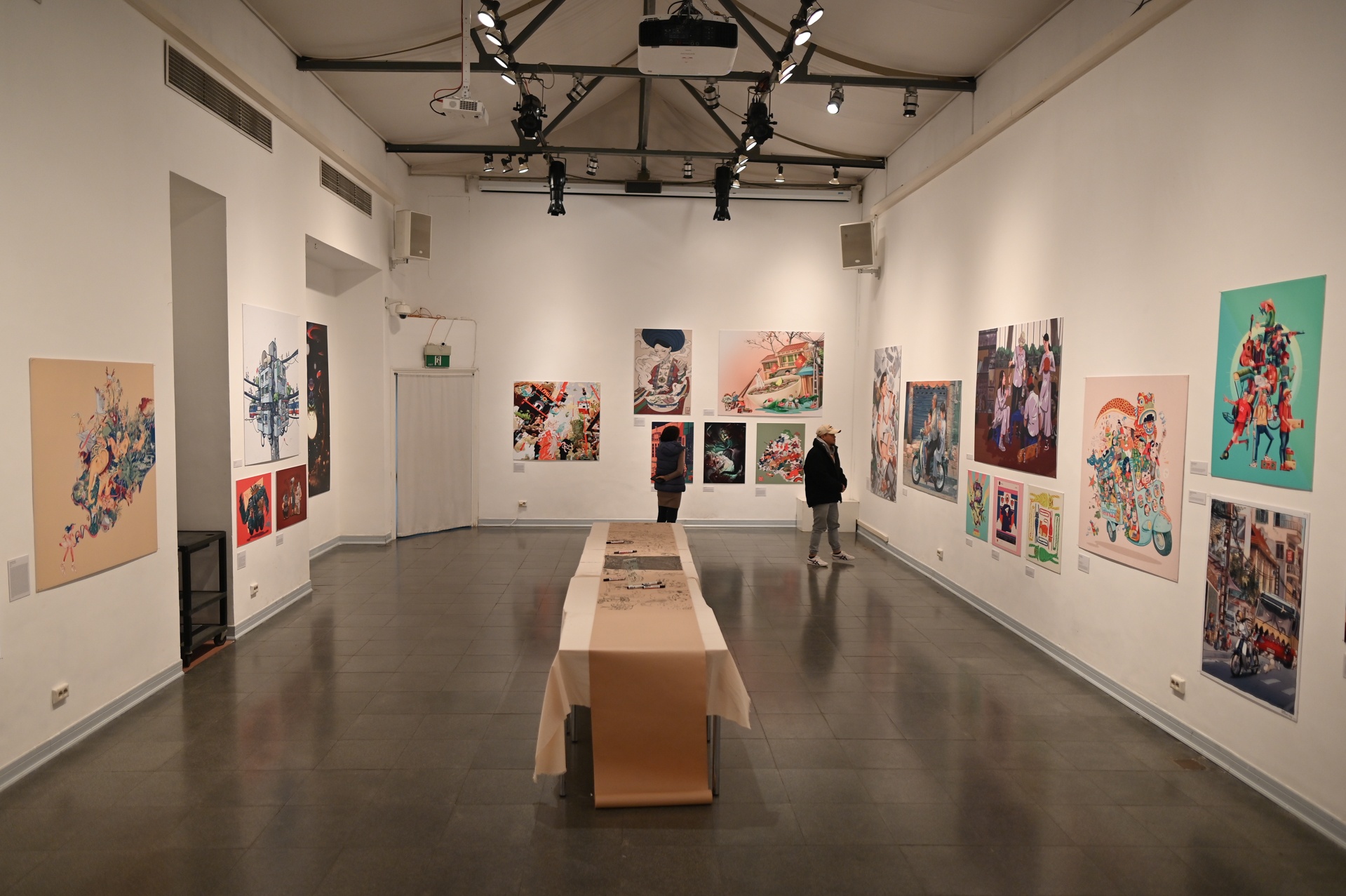 Trien lam tranh minh hoa Viet Nam anh 12