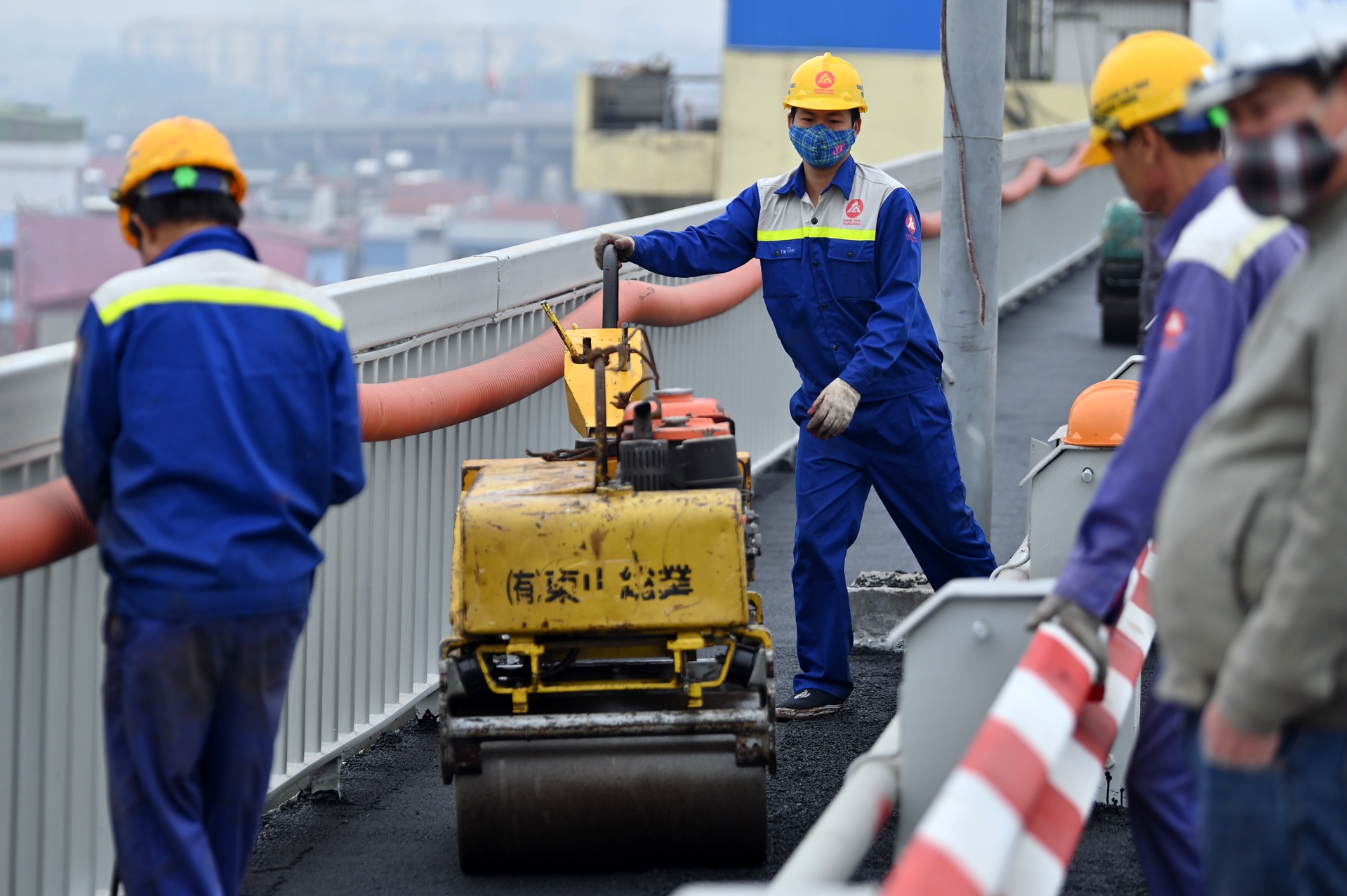 Cau Thang Long truoc ngay thong xe anh 4