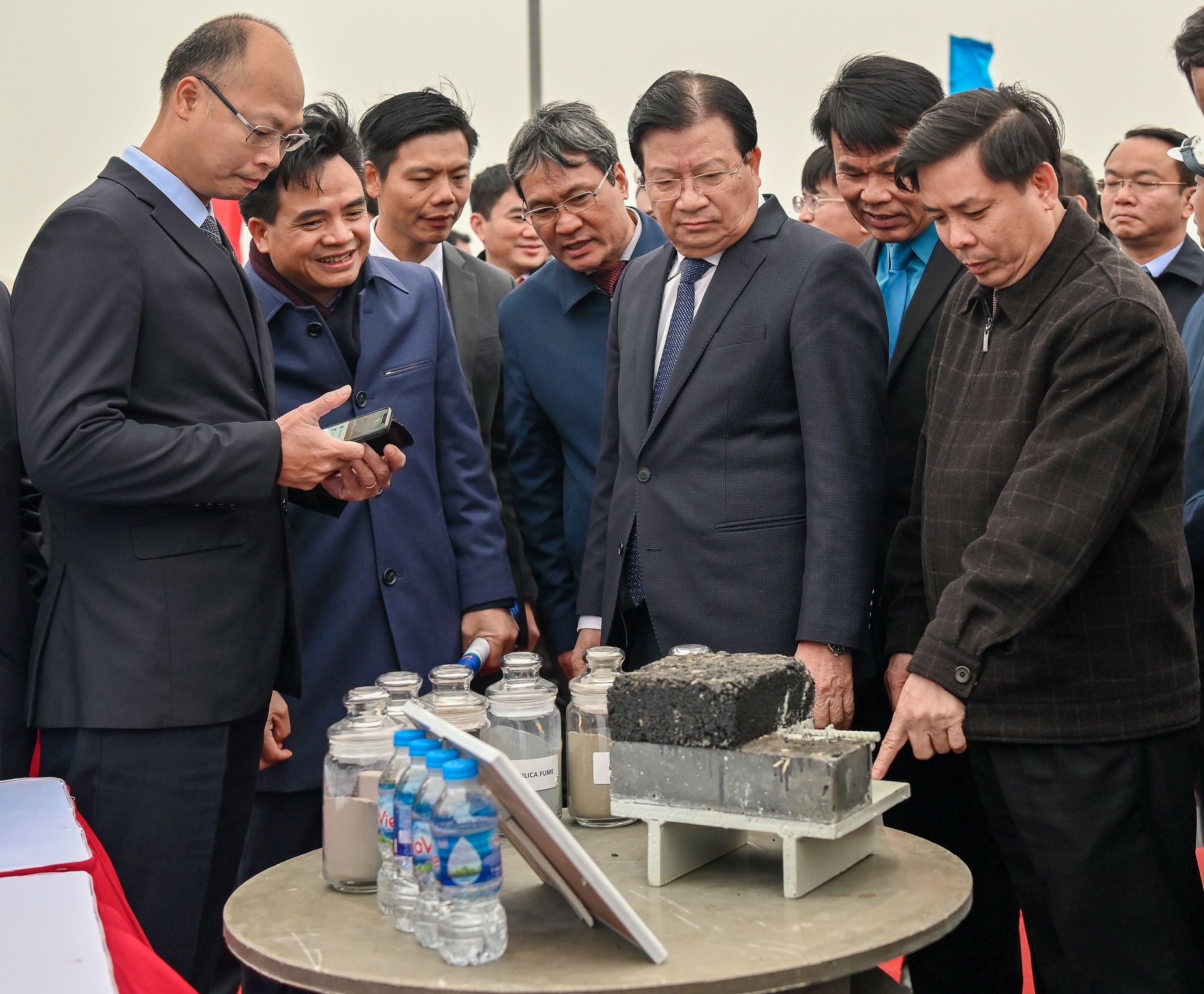 Chinh thuc thong xe cau Thang Long anh 4