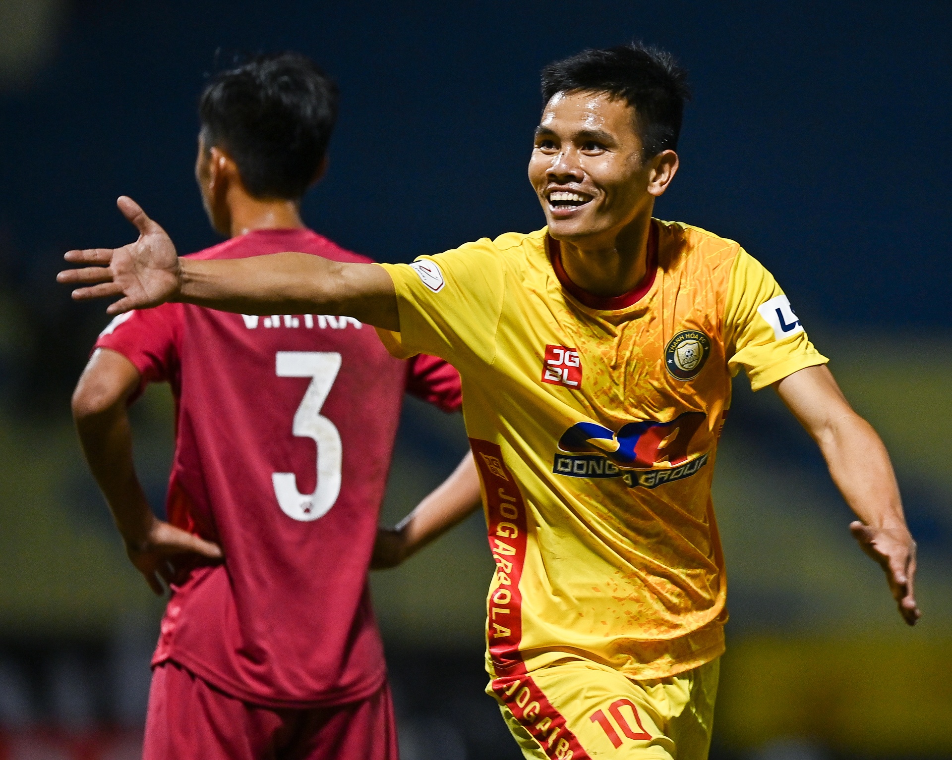 Gramoz nhat nhoa trong ngay tro lai CLB Thanh Hoa anh 13